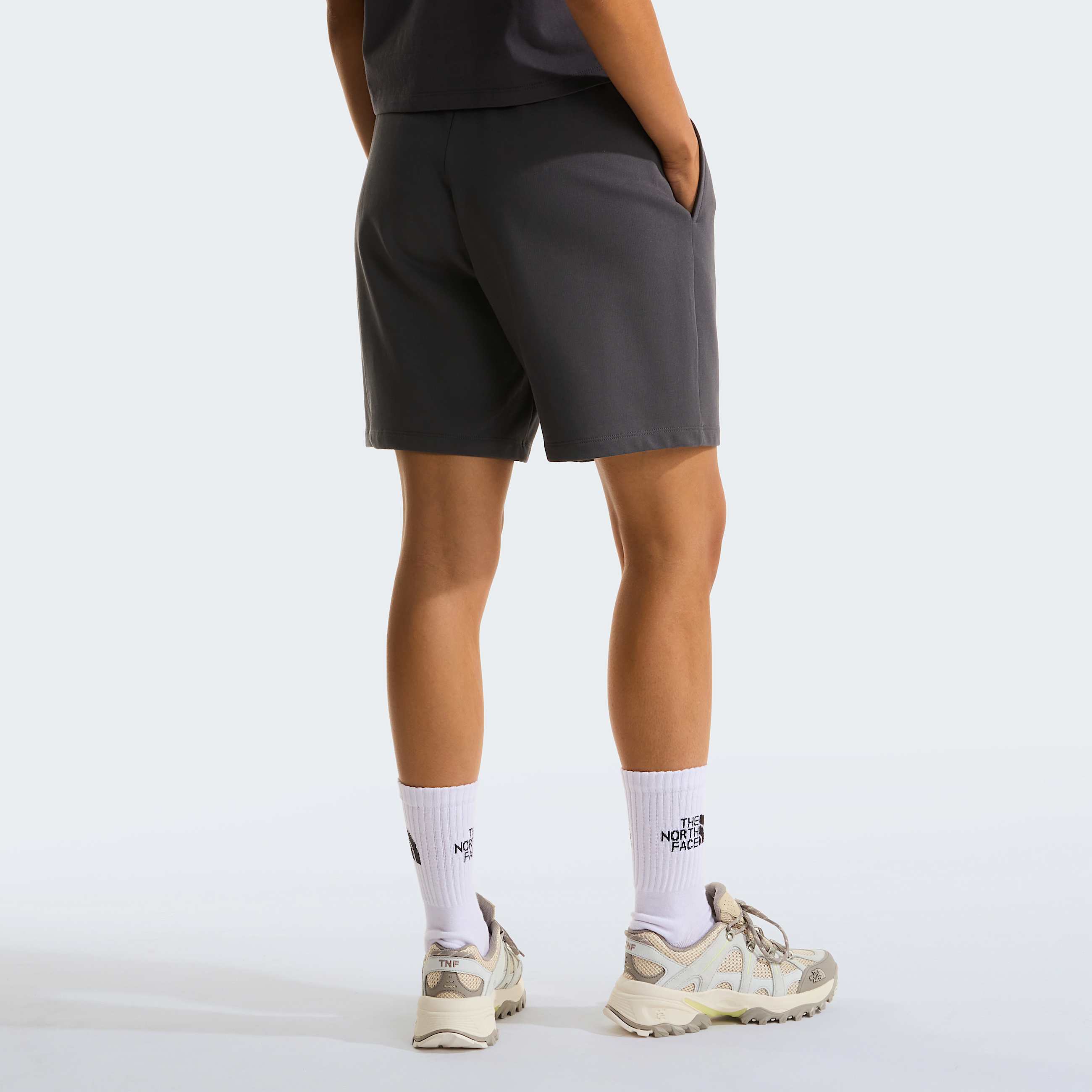 Pantaloncini Essential Light Relaxed da donna TNF Anthracite Grey ALT3