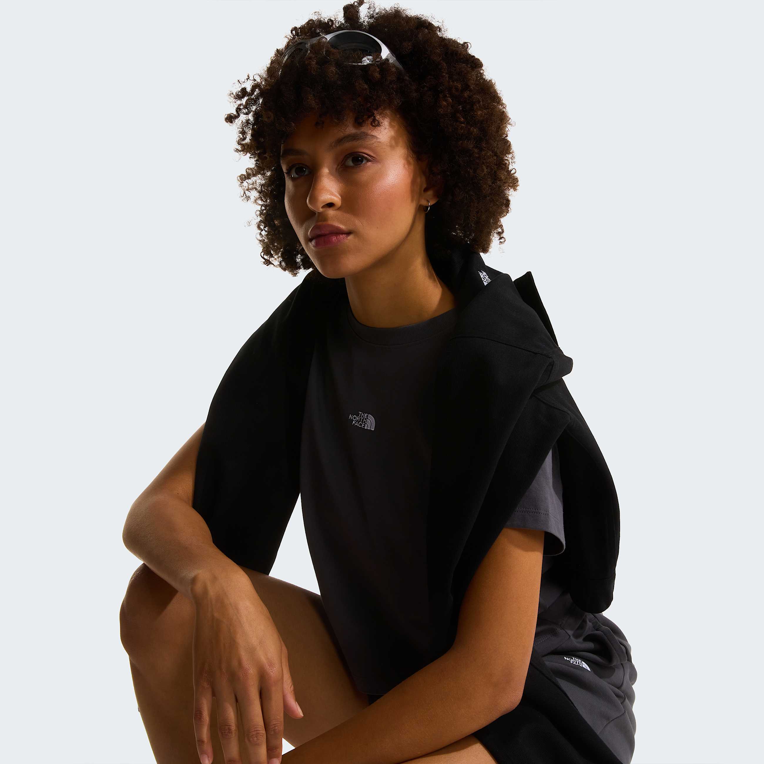 Pantaloncini Essential Light Relaxed da donna TNF Anthracite Grey ALT5