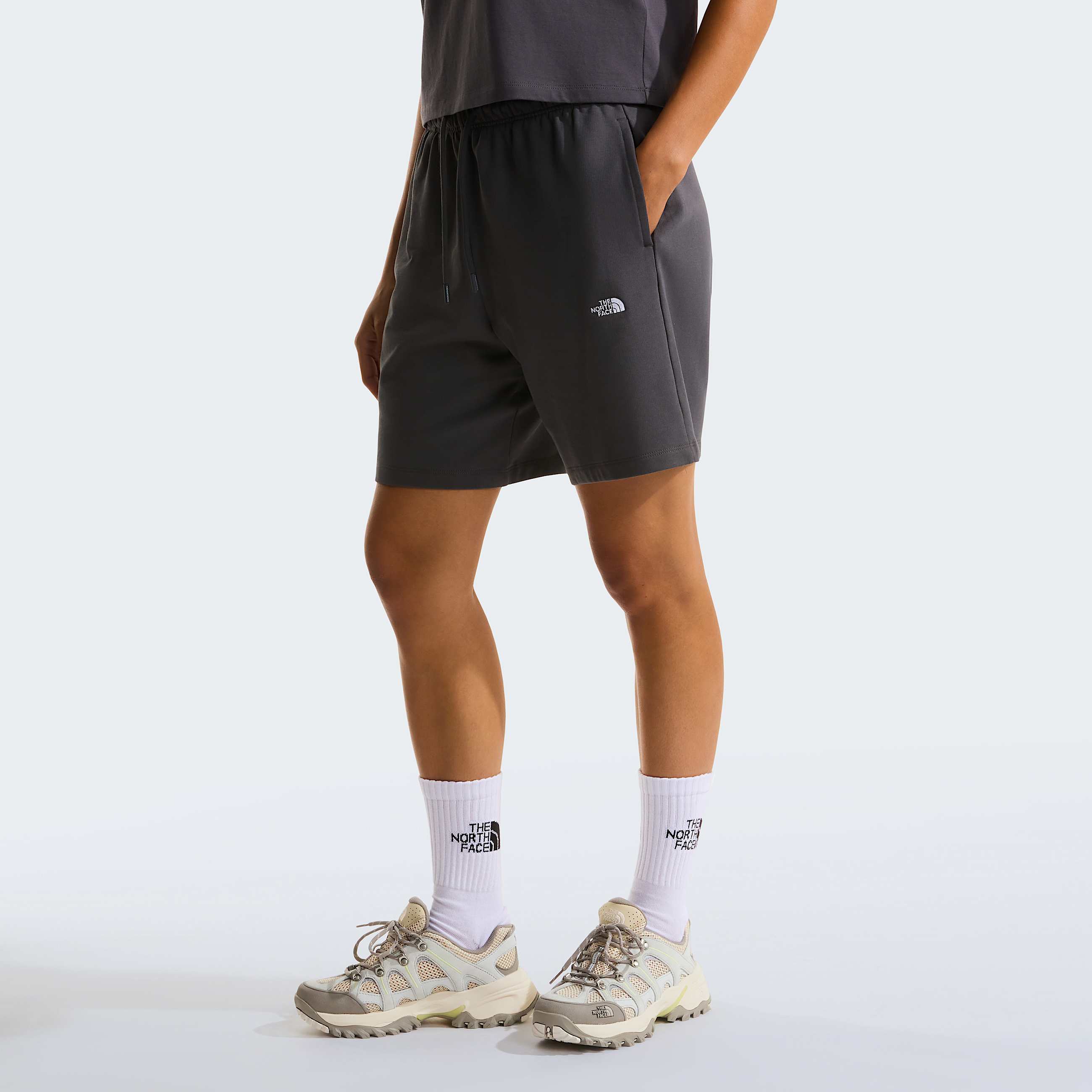 Pantaloncini Essential Light Relaxed da donna TNF Anthracite Grey HERO