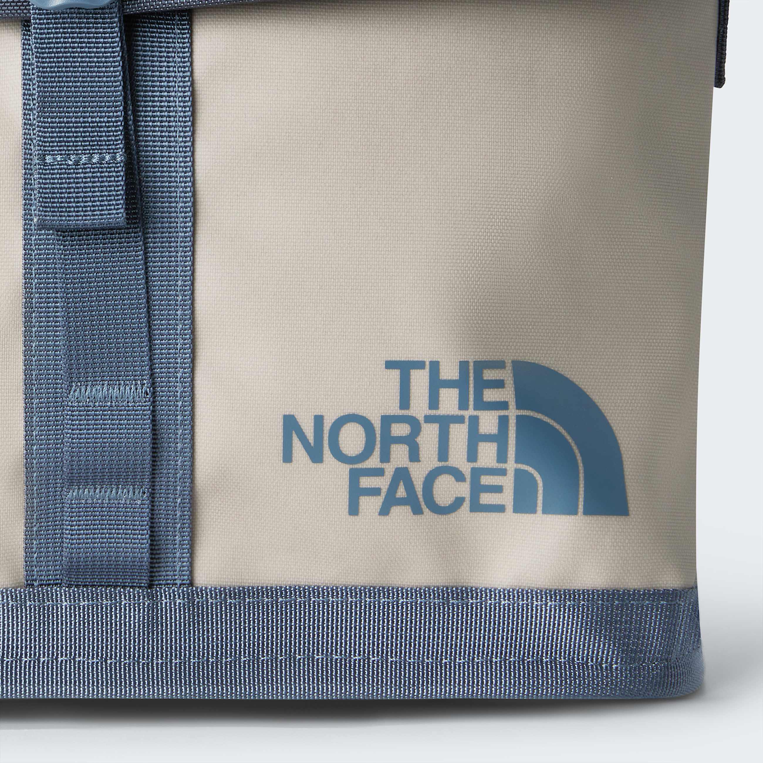 Base Camp Schultertasche TNF Stone SlabGranite Grey ALT3