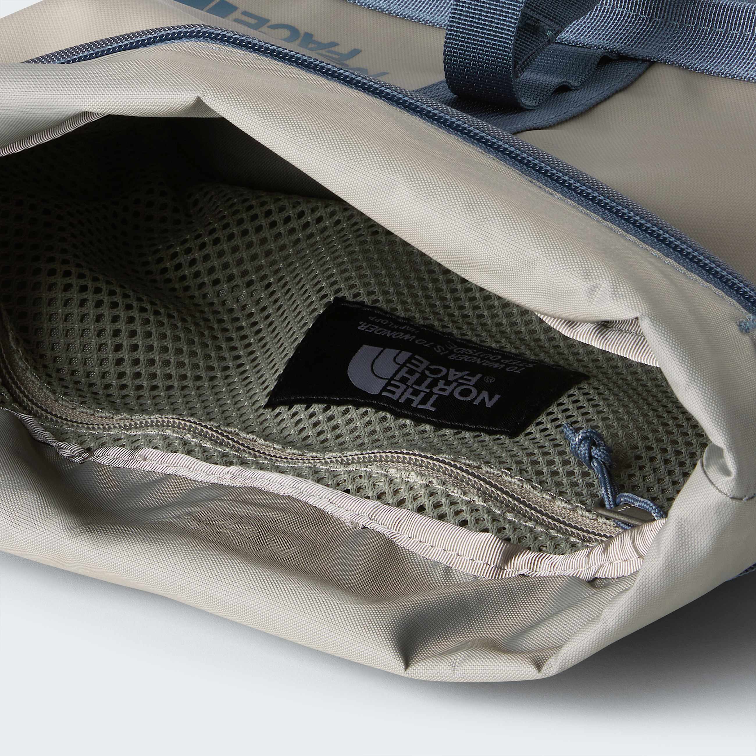 Base Camp Schultertasche TNF Stone SlabGranite Grey ALT4