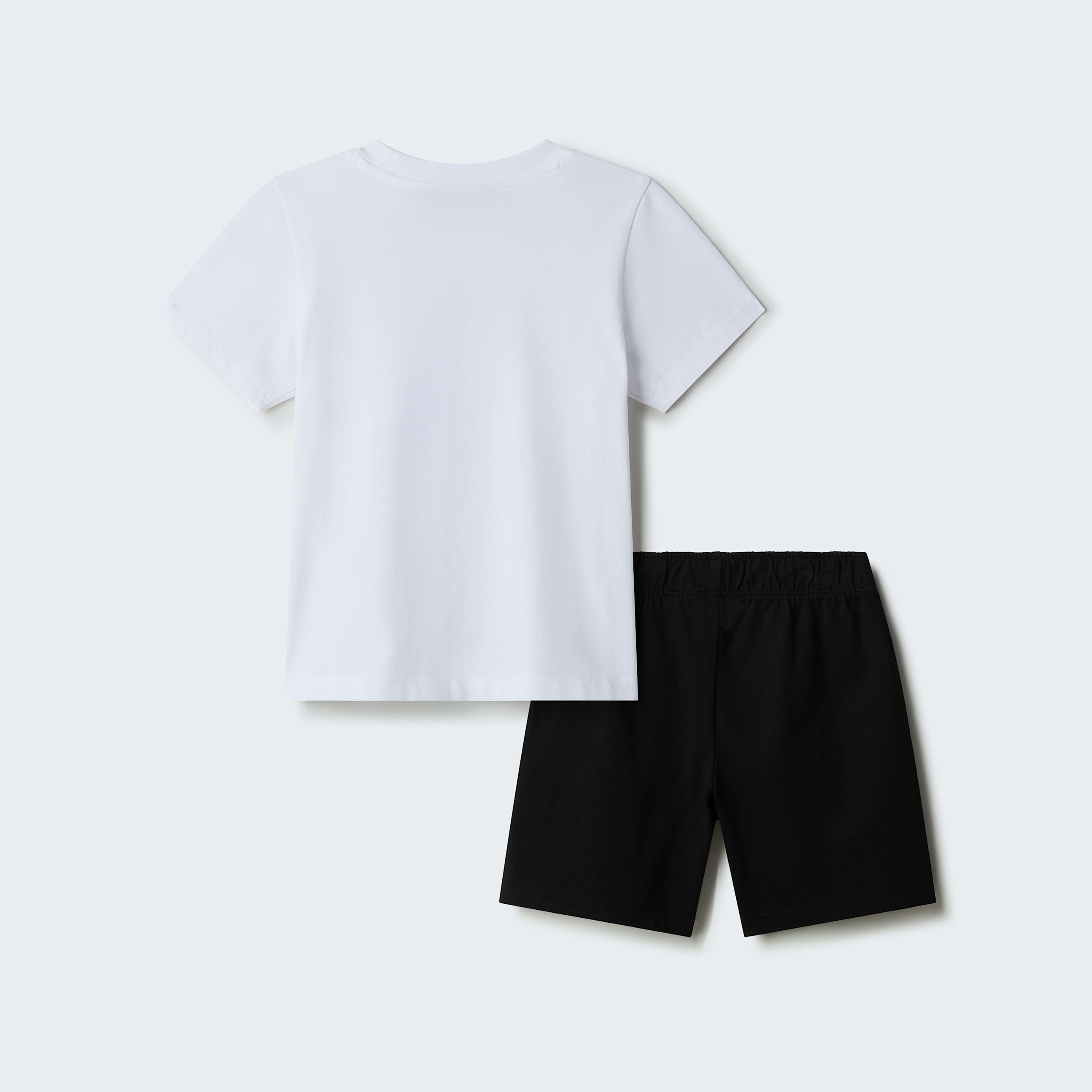 Set NSE Box Play Regular con pantaloncini da bambini TNF ALT21