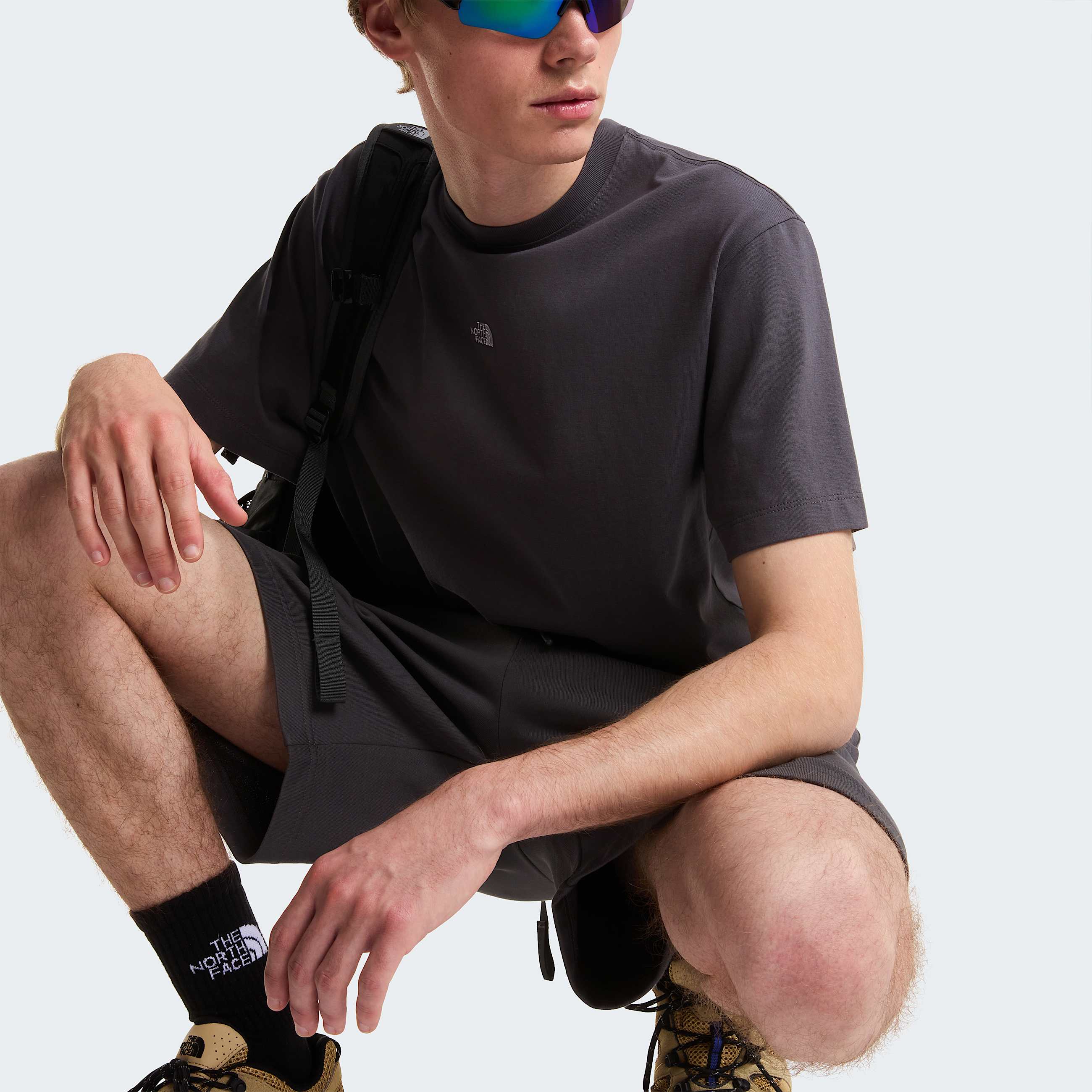 Mens Essential Light Relaxed Shorts TNF Anthracite Grey ALT5