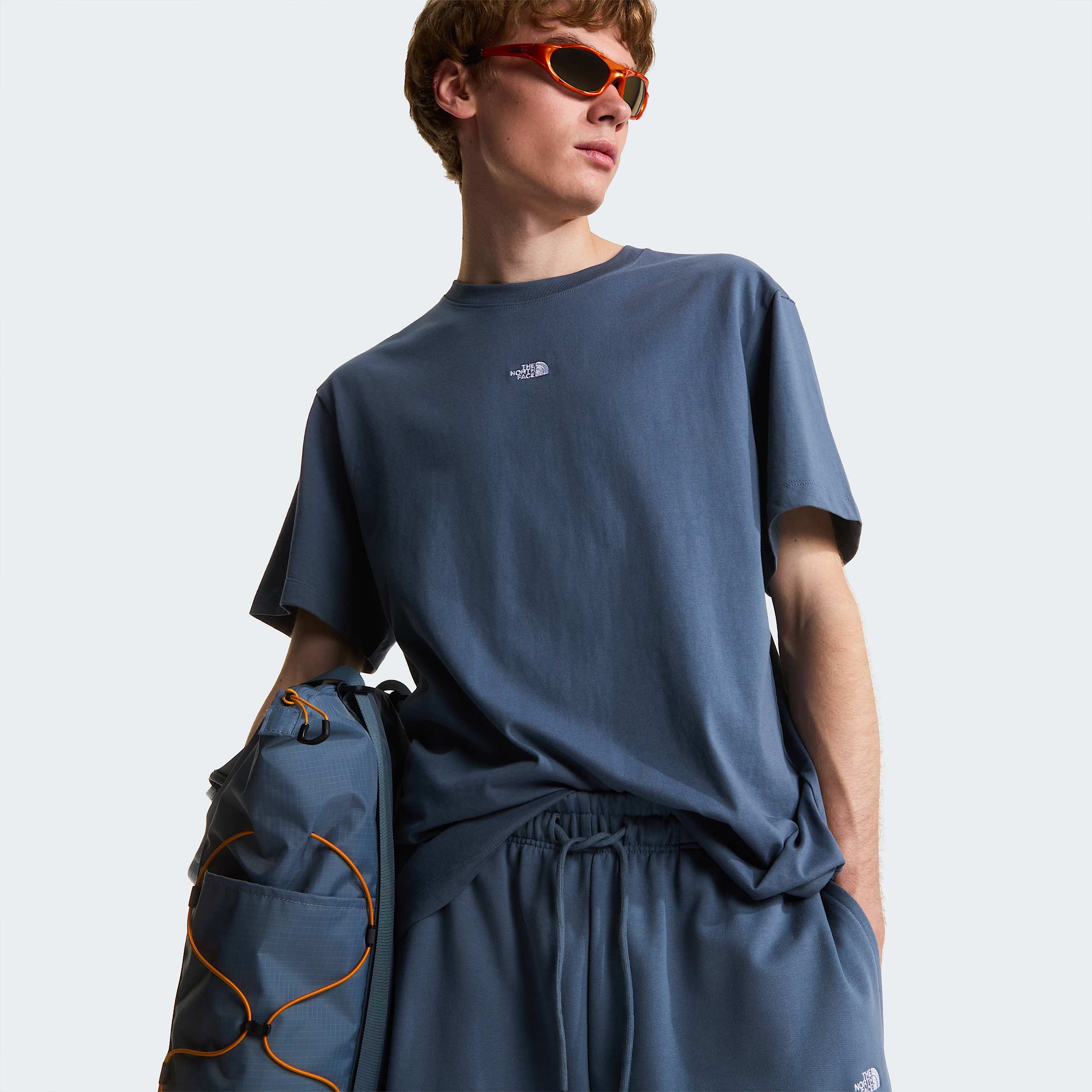 Triko Essential Centre Logo Relaxed pro pny TNF ALT5