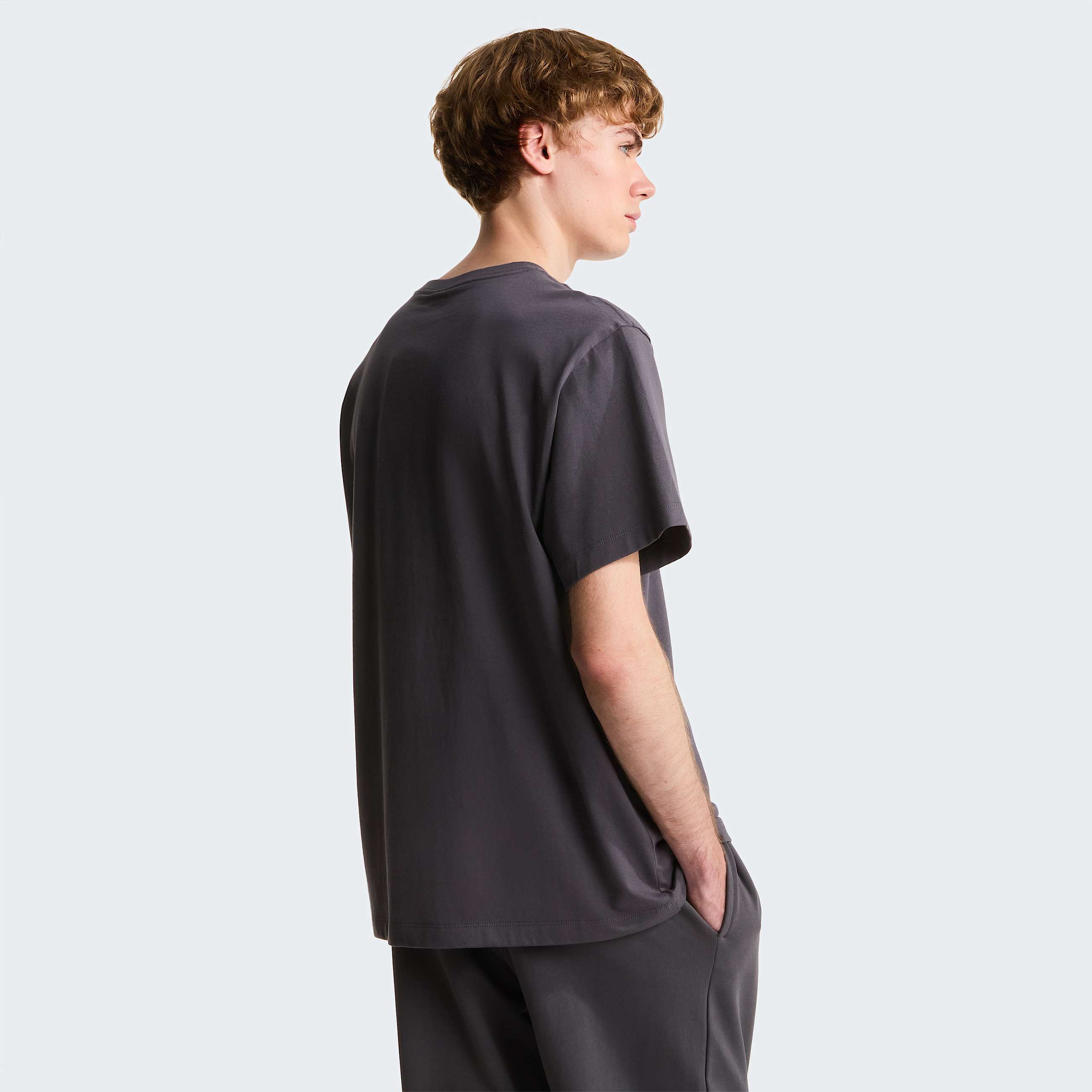 Tshirt dcontract Essential avec logo central pour homme TNF Anthracite Grey ALT3