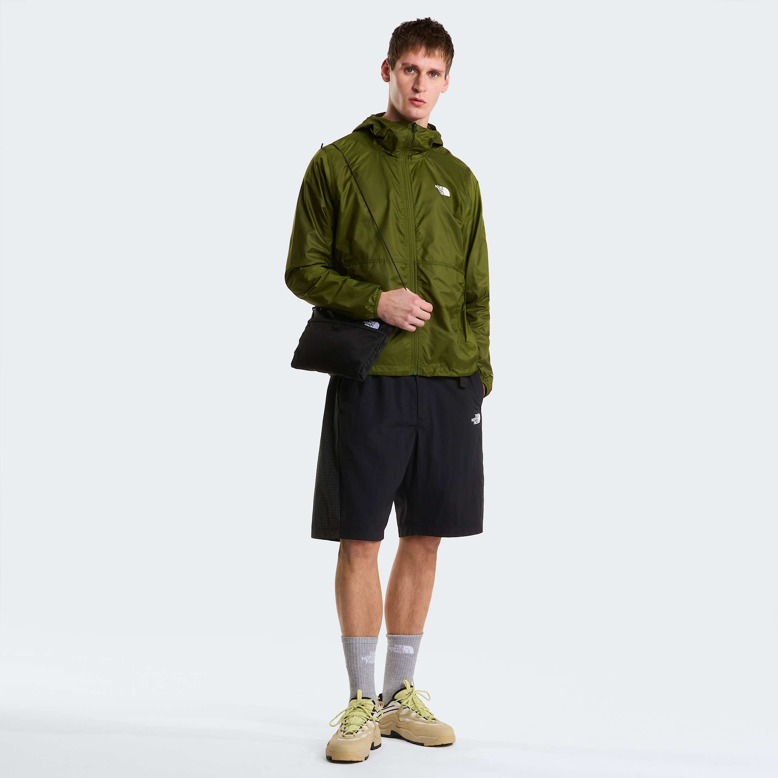 Mens Cyclone Wind Jacket TNF Woodland Green ALT1