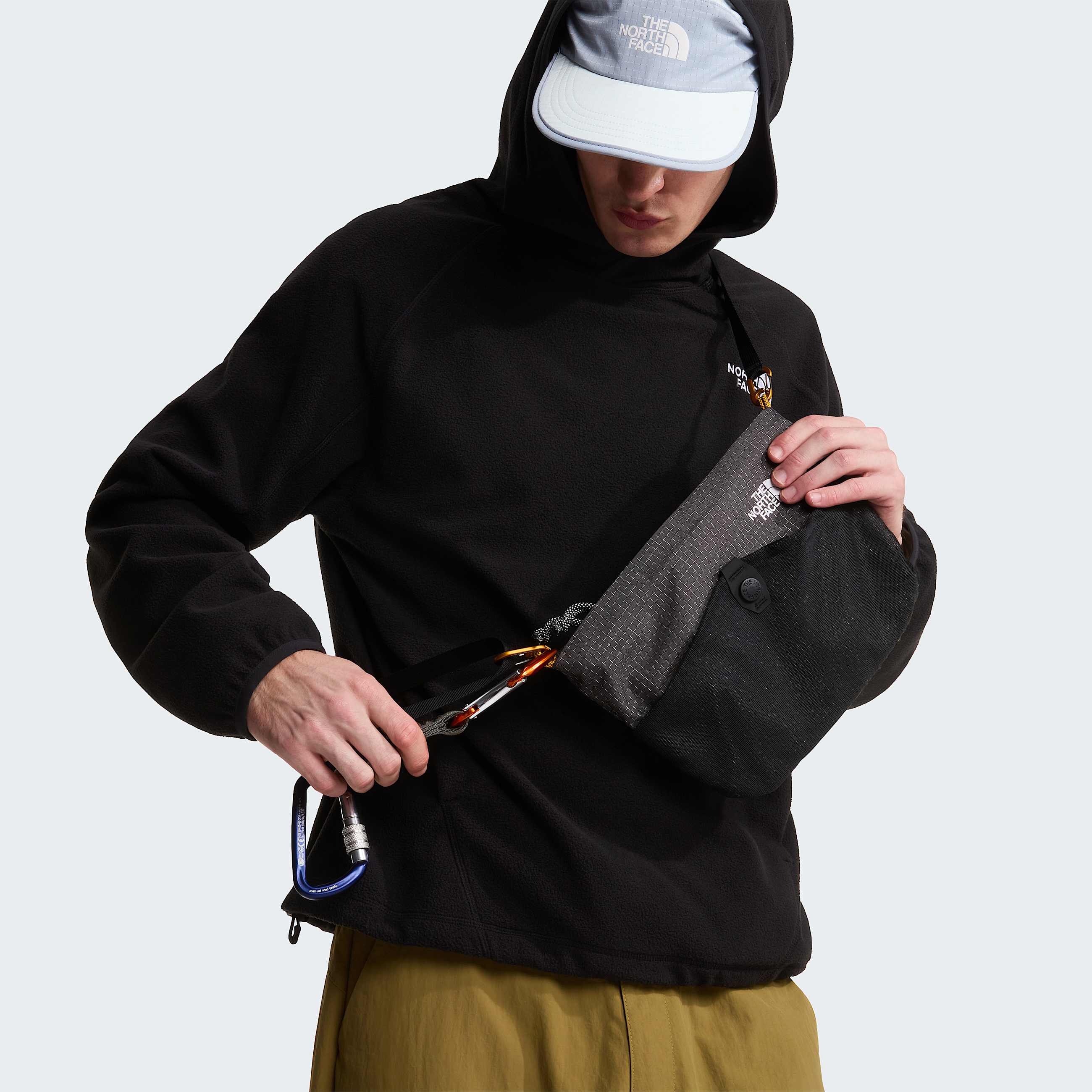 Mens Oxara Hooded Fleece TNF TNF Black ALT7