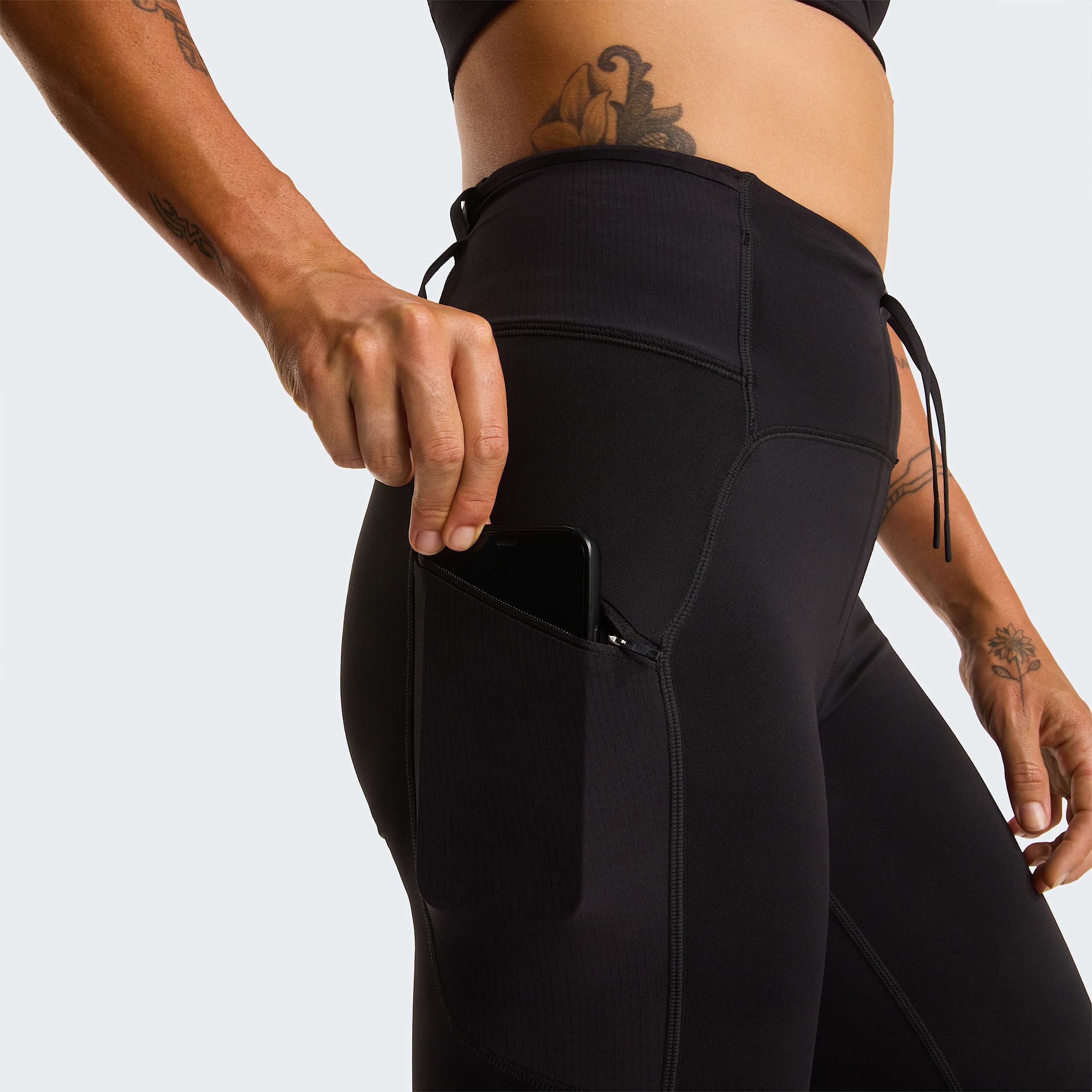 Womens Refina Utility Leggings  27 TNF TNF Black ALT5