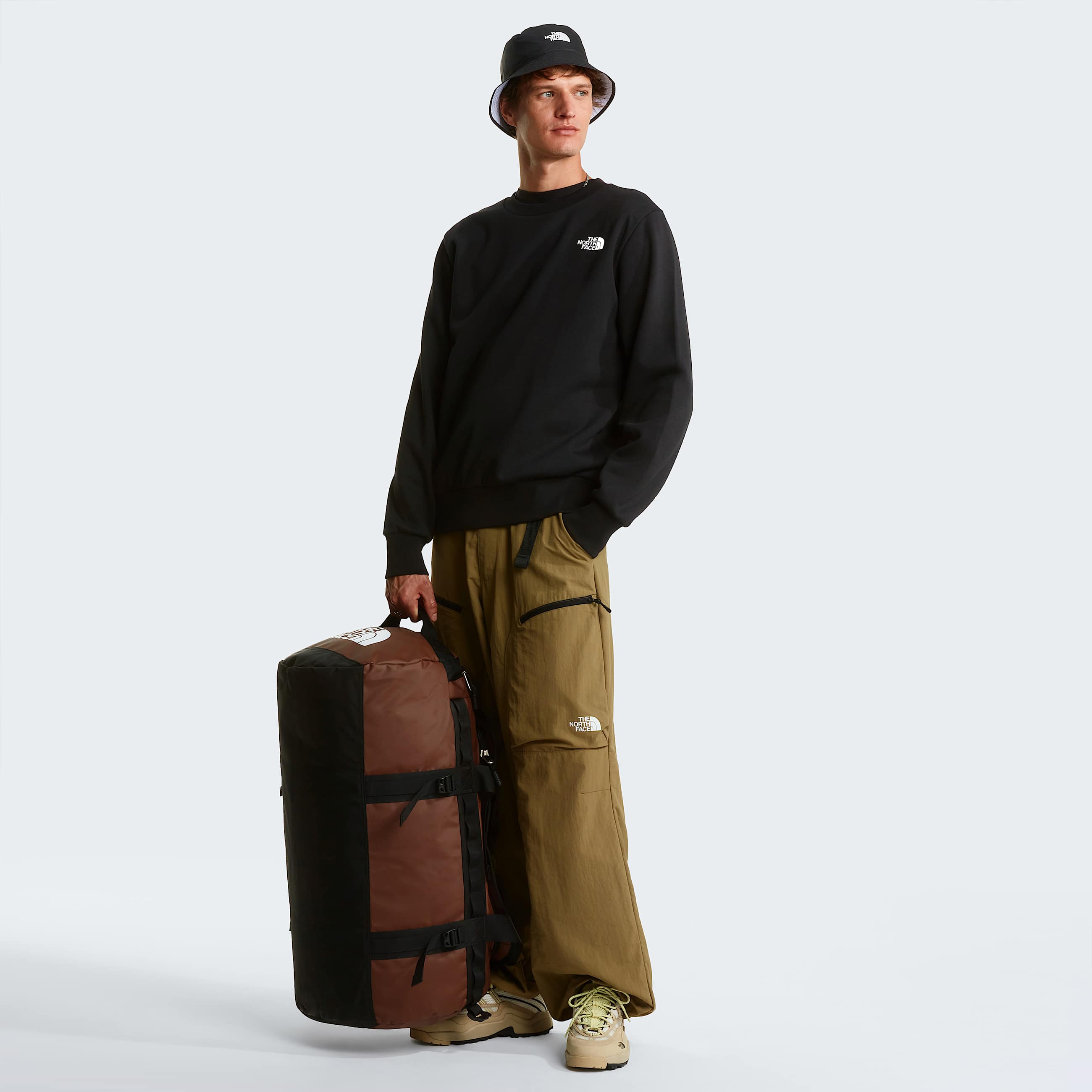 Base Camp Duffel 71L  Medium TNF ALT7