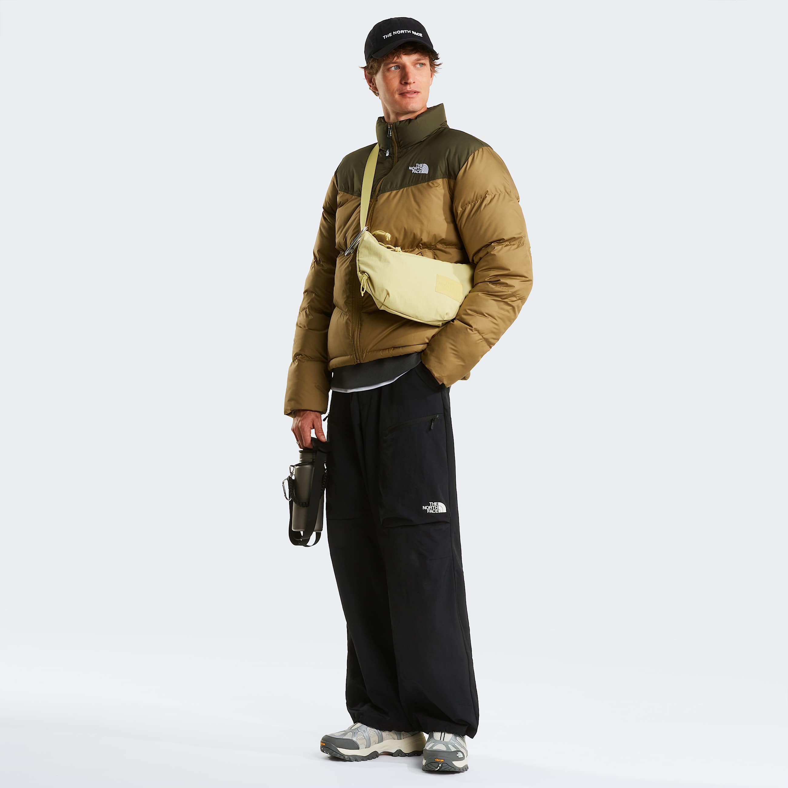 Mens Saikuru Jacket TNF New Taupe GreenCedar ALT1