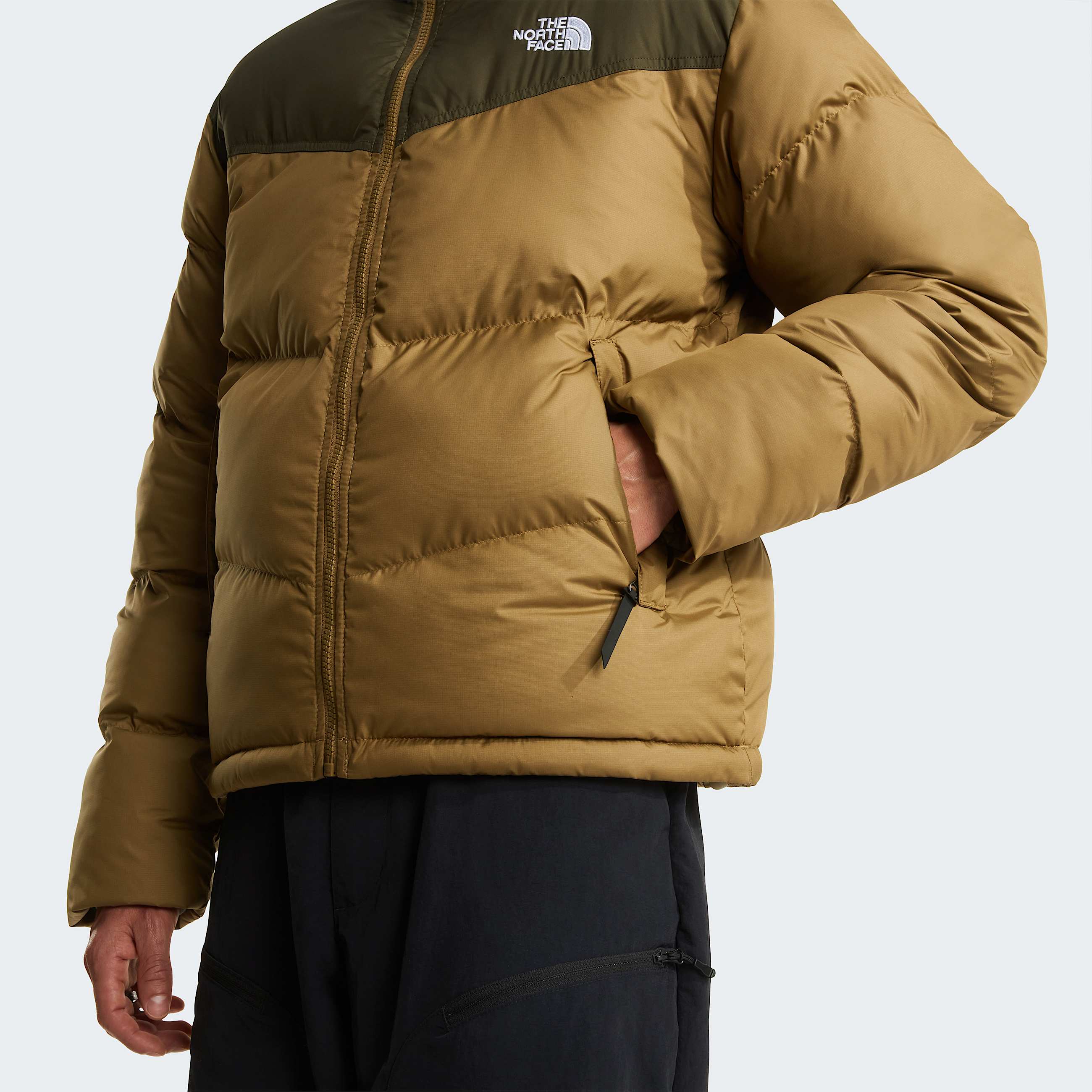 Mens Saikuru Jacket TNF New Taupe GreenCedar ALT6
