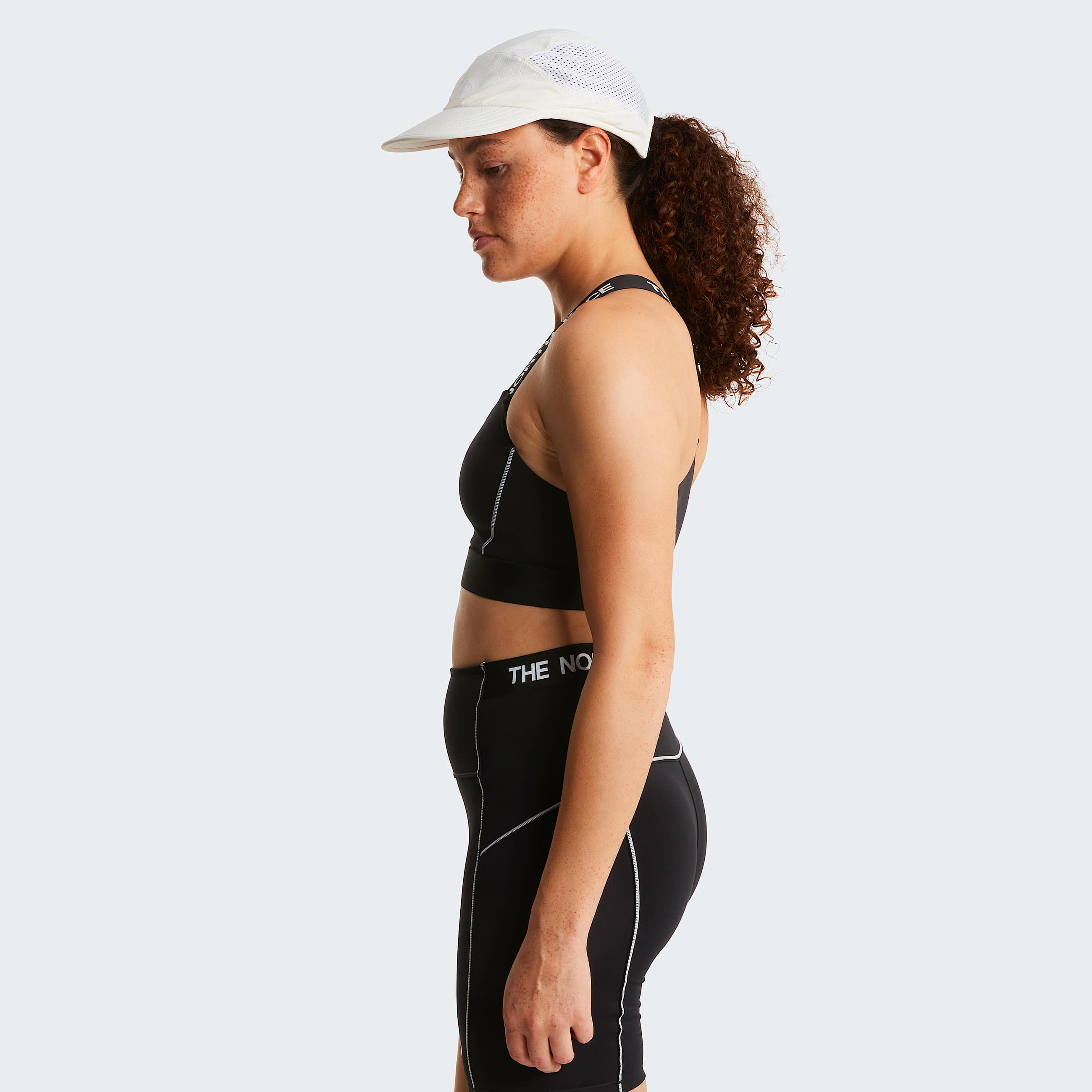 Womens Cambrena Bra TNF TNF Black ALT3