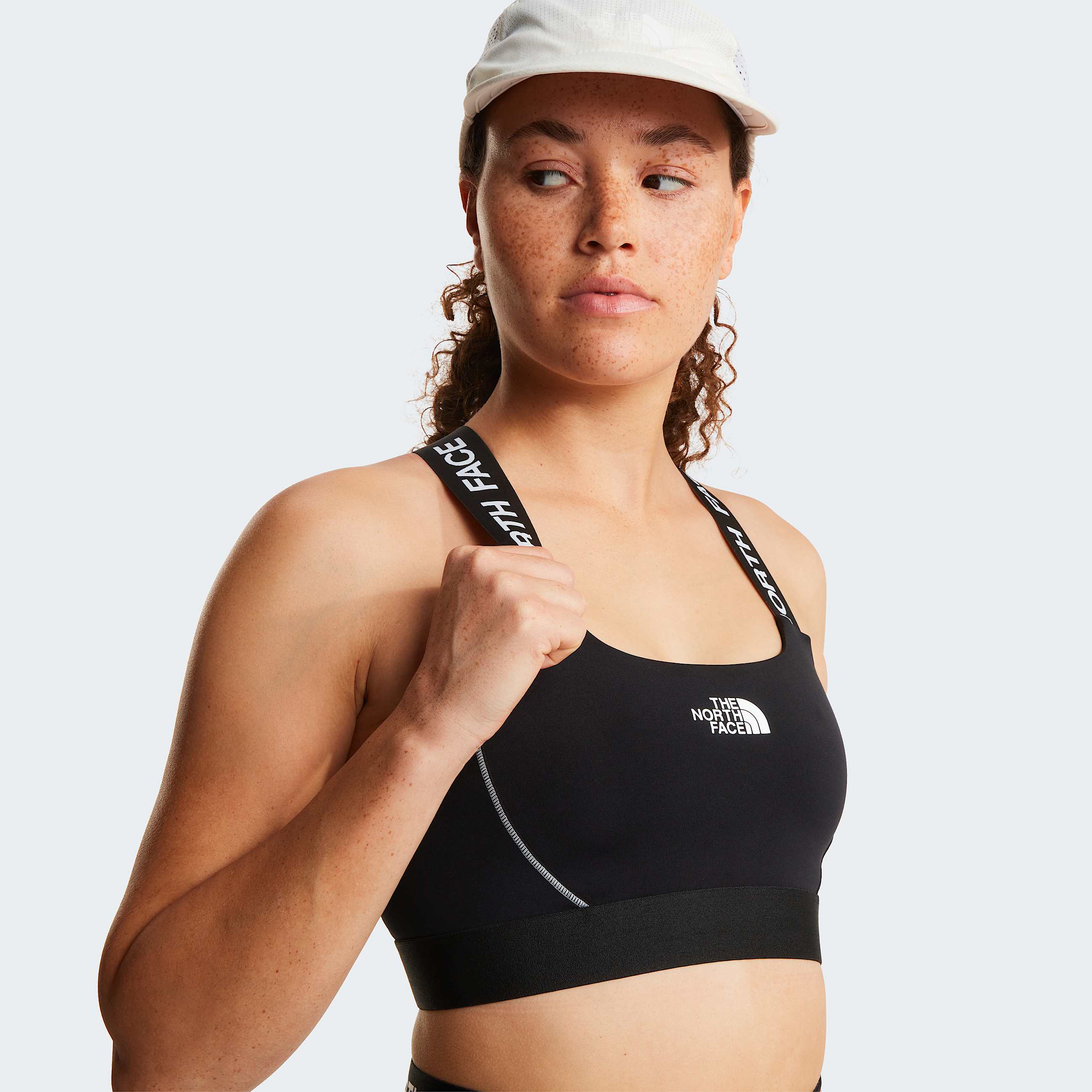 Womens Cambrena Bra TNF TNF Black ALT4