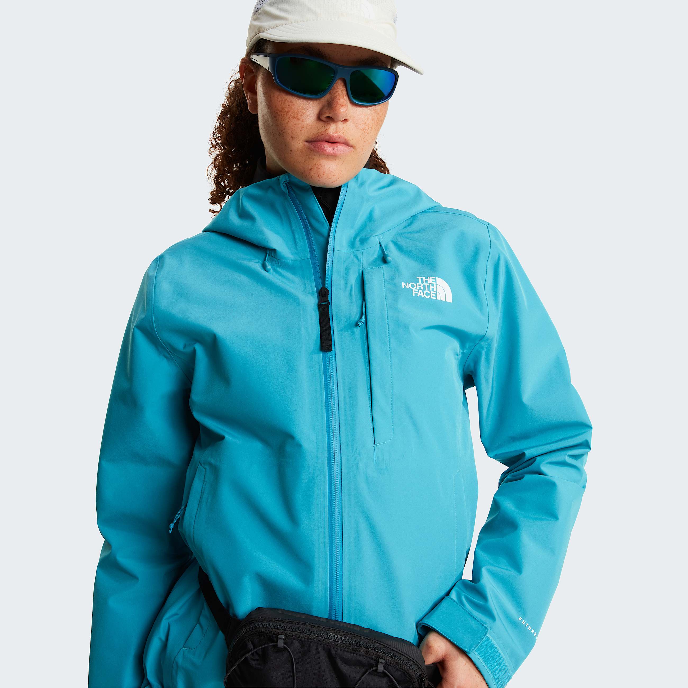 Pantaloncini slim straight Beshtor da donna TNF ALT7