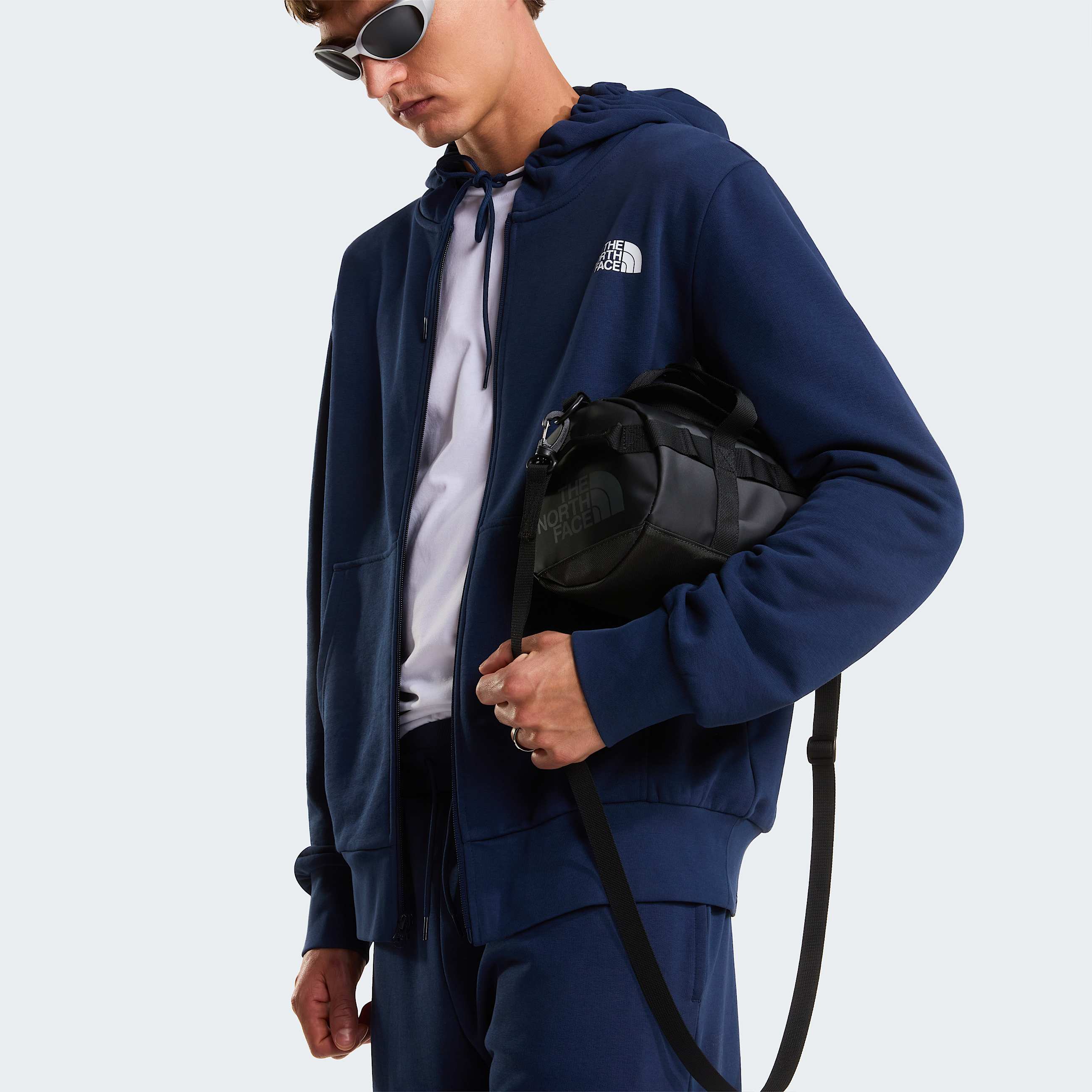 Mens Simple Dome Light Regular Hoodie TNF Summit Navy ALT7