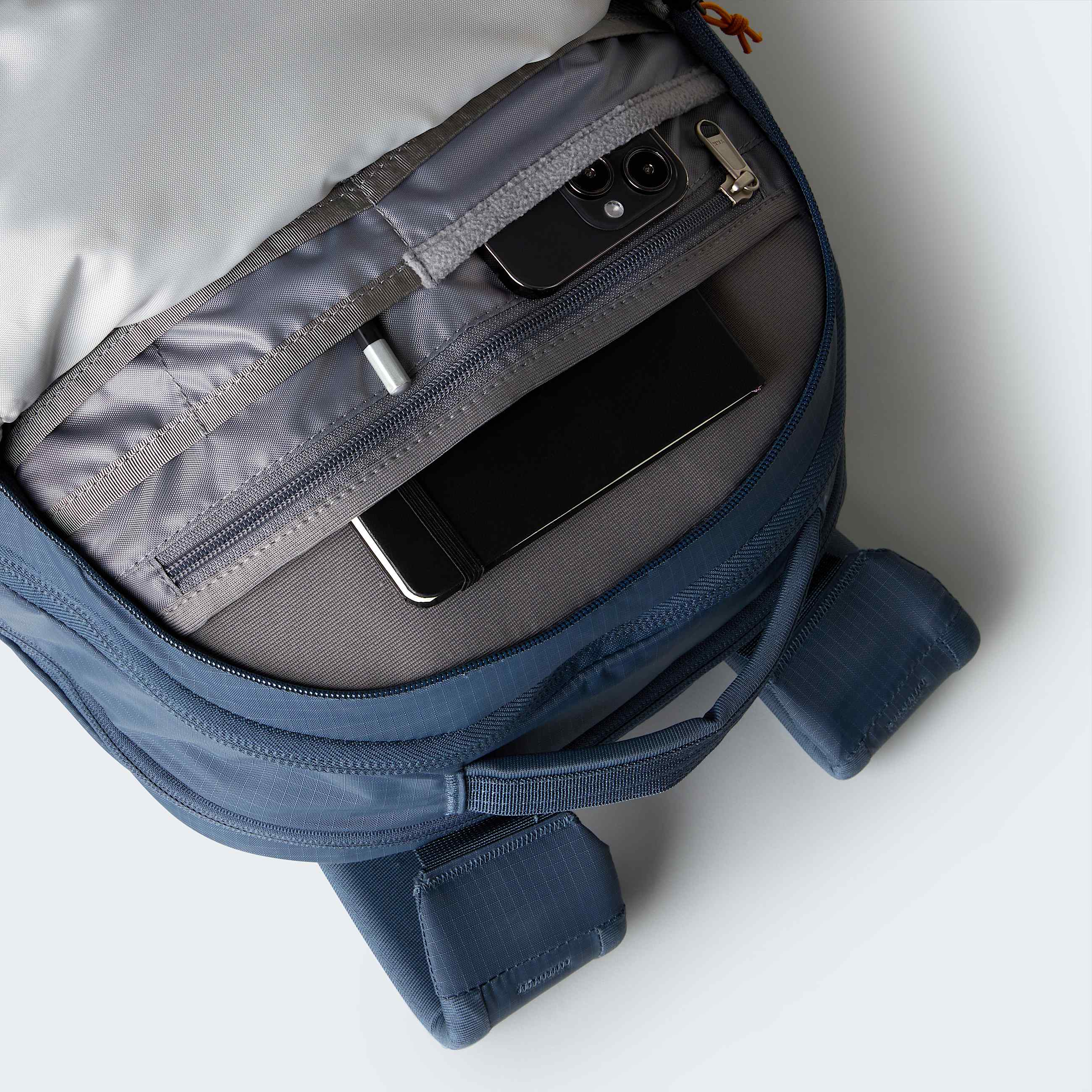 Borealis Rucksack TNF Granite GreyDust Orange ALT5