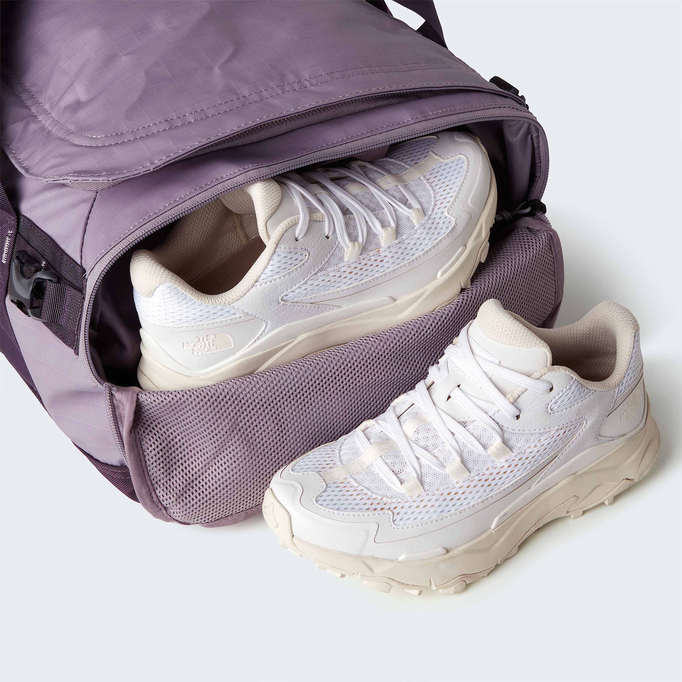 Base Camp Voyager Duffel 42L TNF Transcendent GreyEndless DuskHigh Rise Grey ALT6