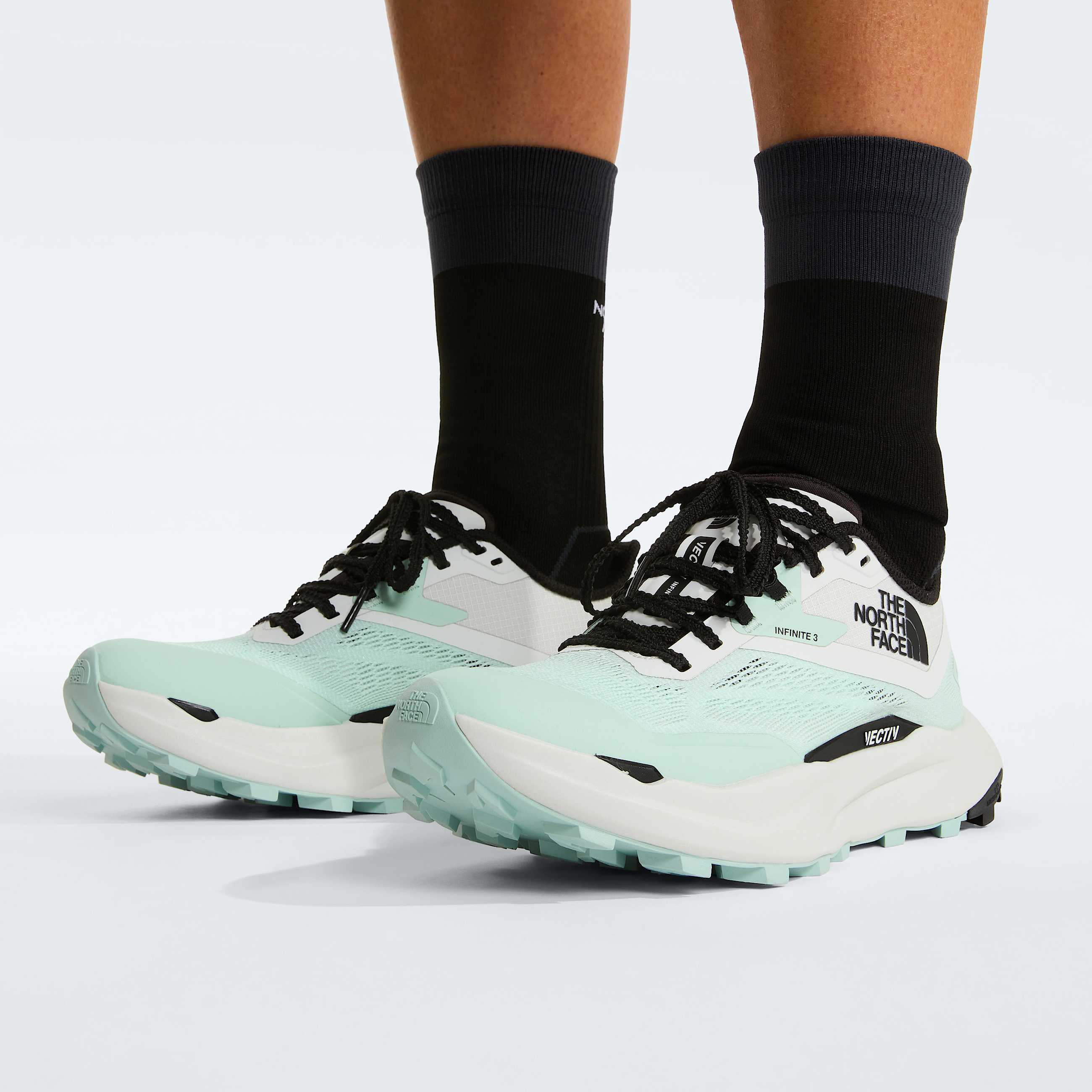 Womens VECTIV Infinite 3 Trail Running Shoes TNF White AshOpal Frost ALT2