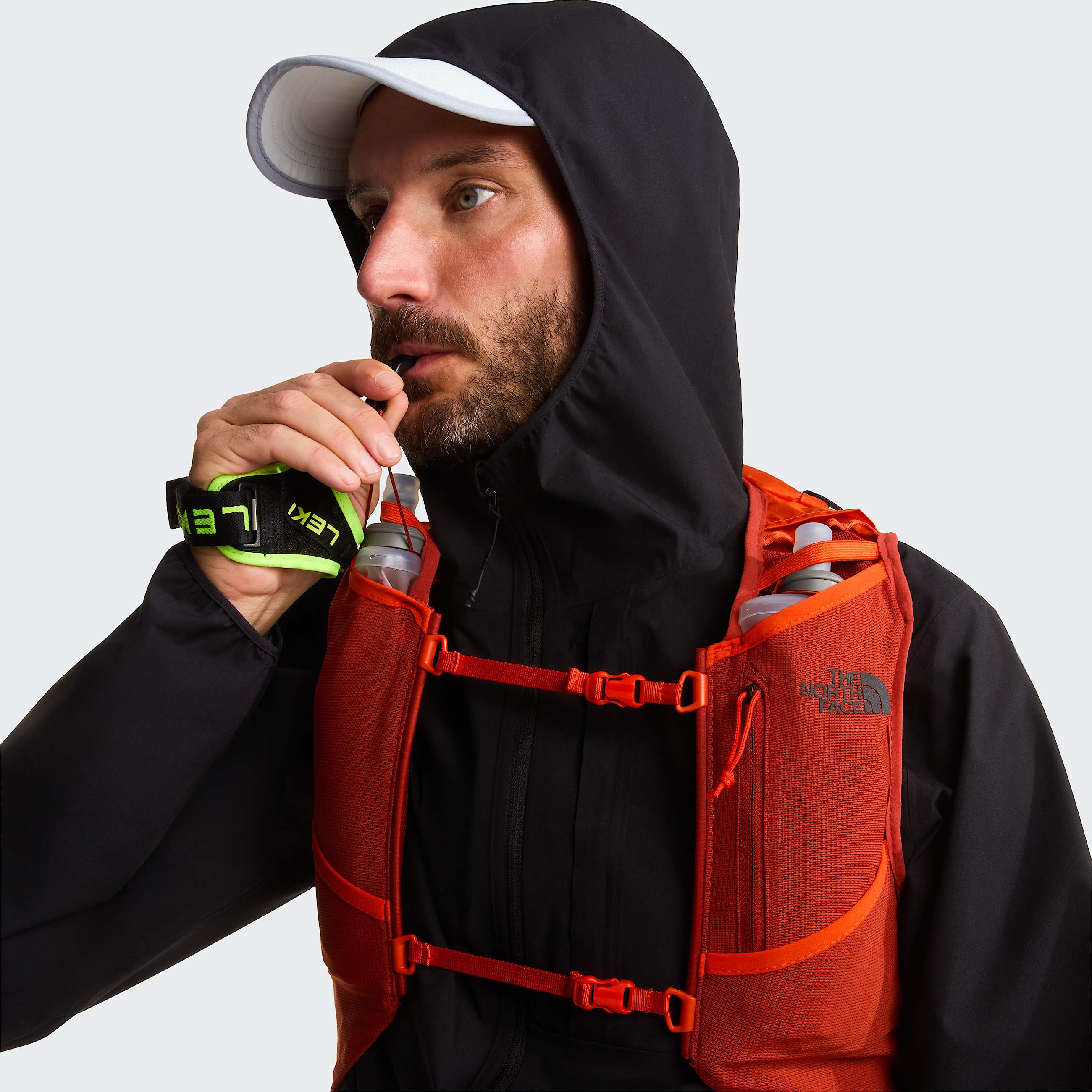 Sunriser 8L Laufweste TNF Lava RedIron Clay ALT4