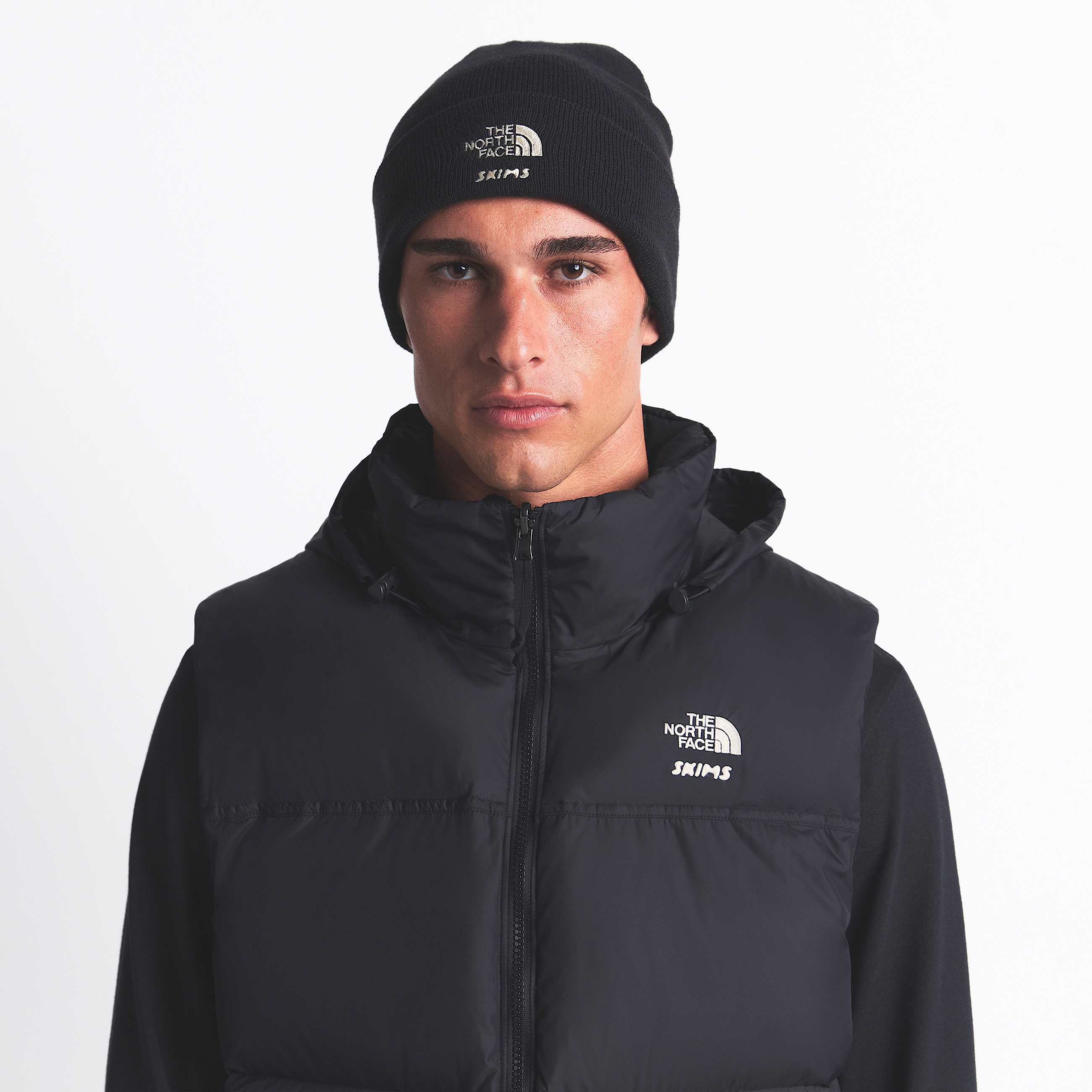 The North Face X SKIMS Beanie TNF SK Onyx ALT1