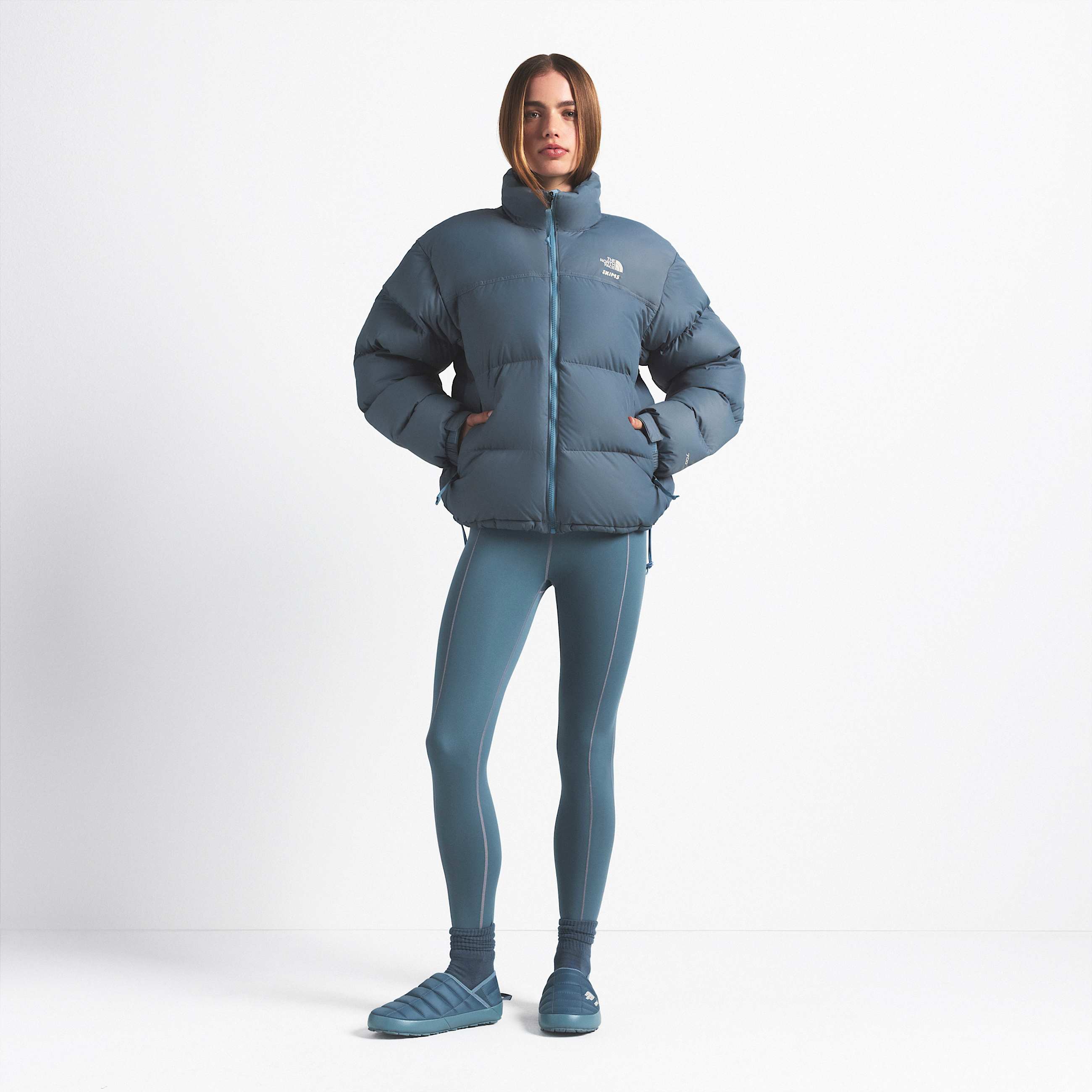 Giacca Nuptse 1996 The North Face X SKIMS TNF SK Kyanite ALT2