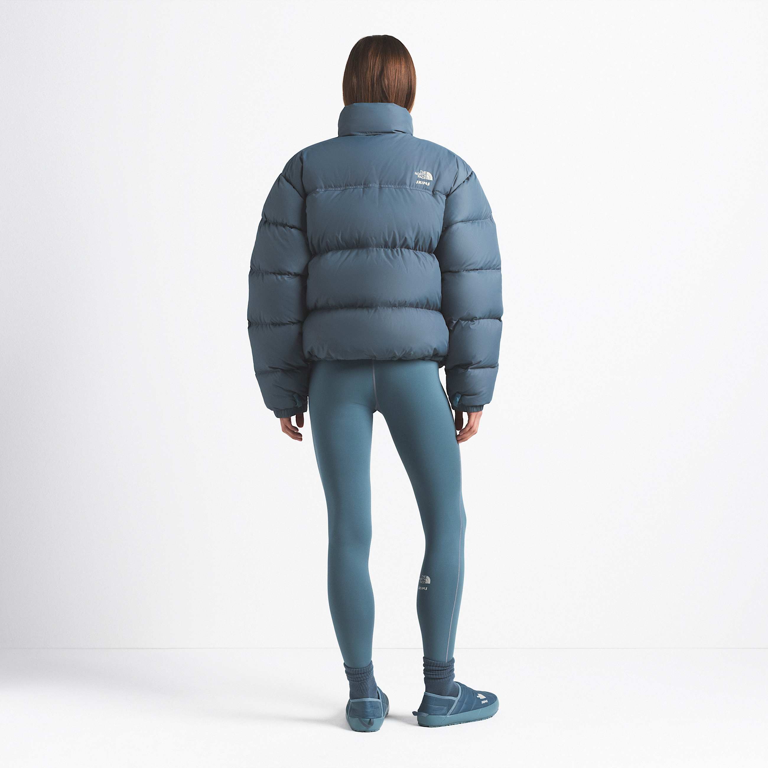 Giacca Nuptse 1996 The North Face X SKIMS TNF SK Kyanite ALT3