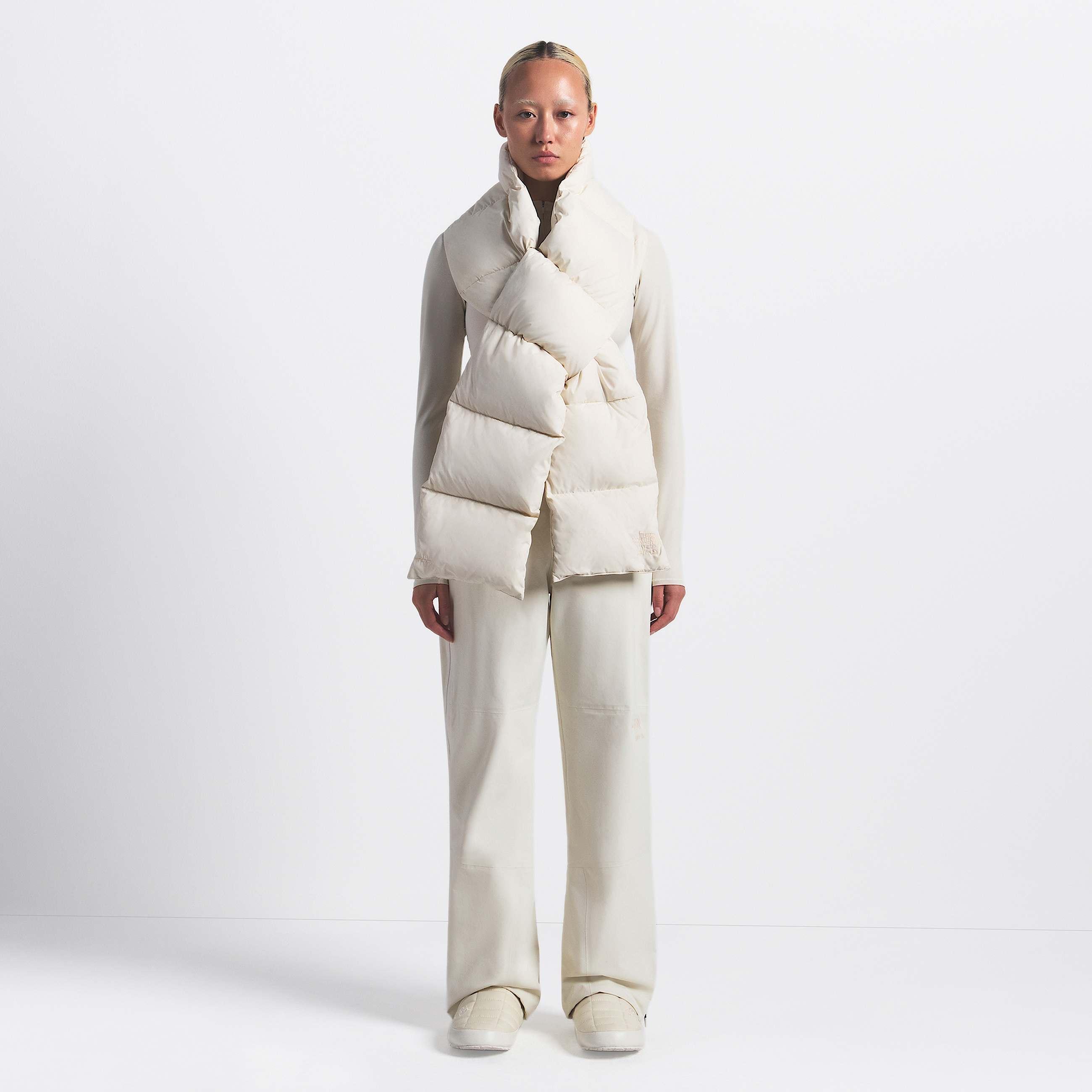 Scarf The North Face X SKIMS Nuptse TNF ALT1