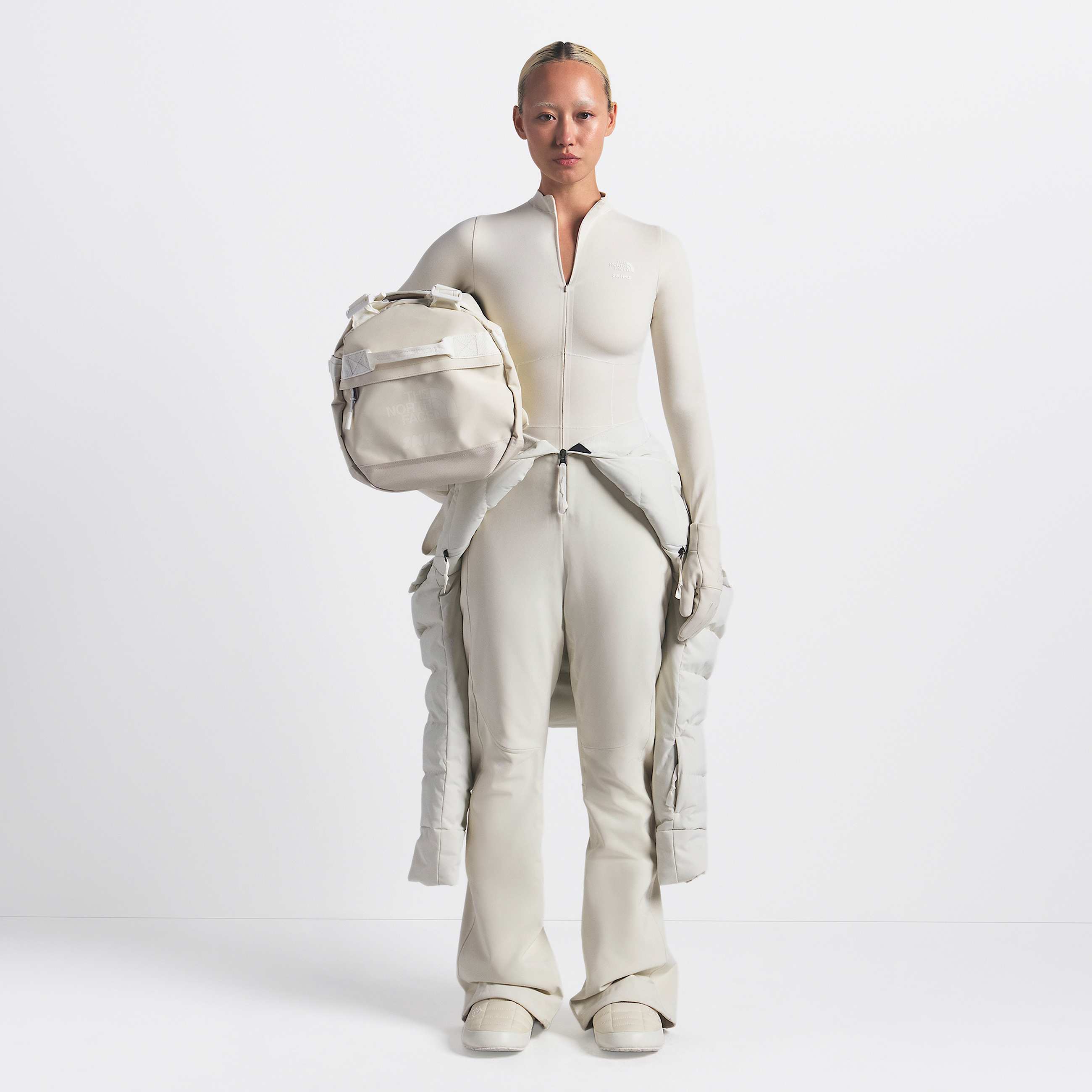 The North Face X SKIMS Base Camp Duffel  S TNF ALT1