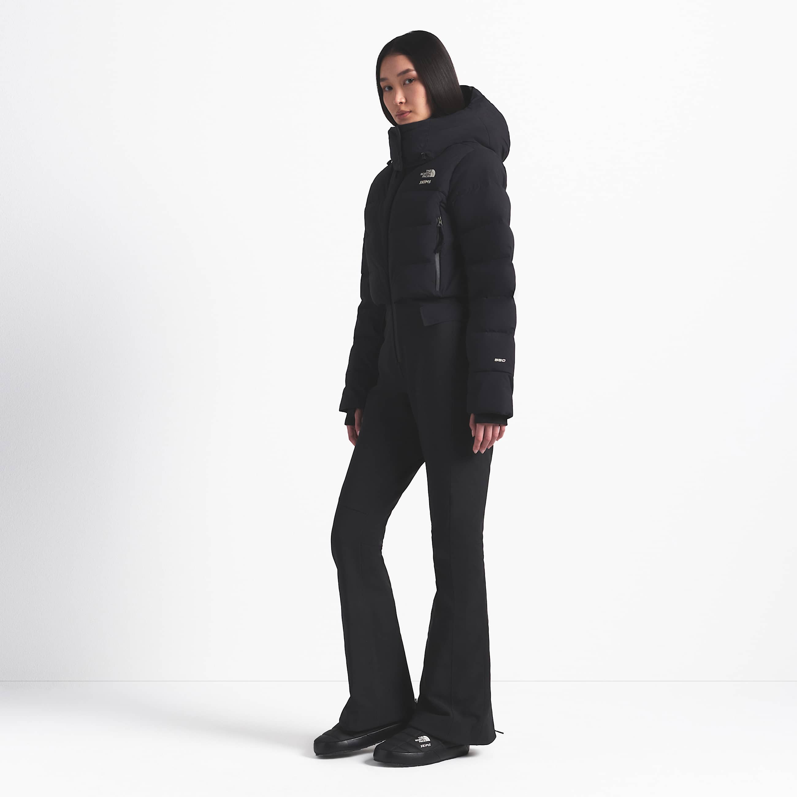 Combinaison Off The Clock pour femme The North Face X SKIMS TNF SK Onyx ALT4