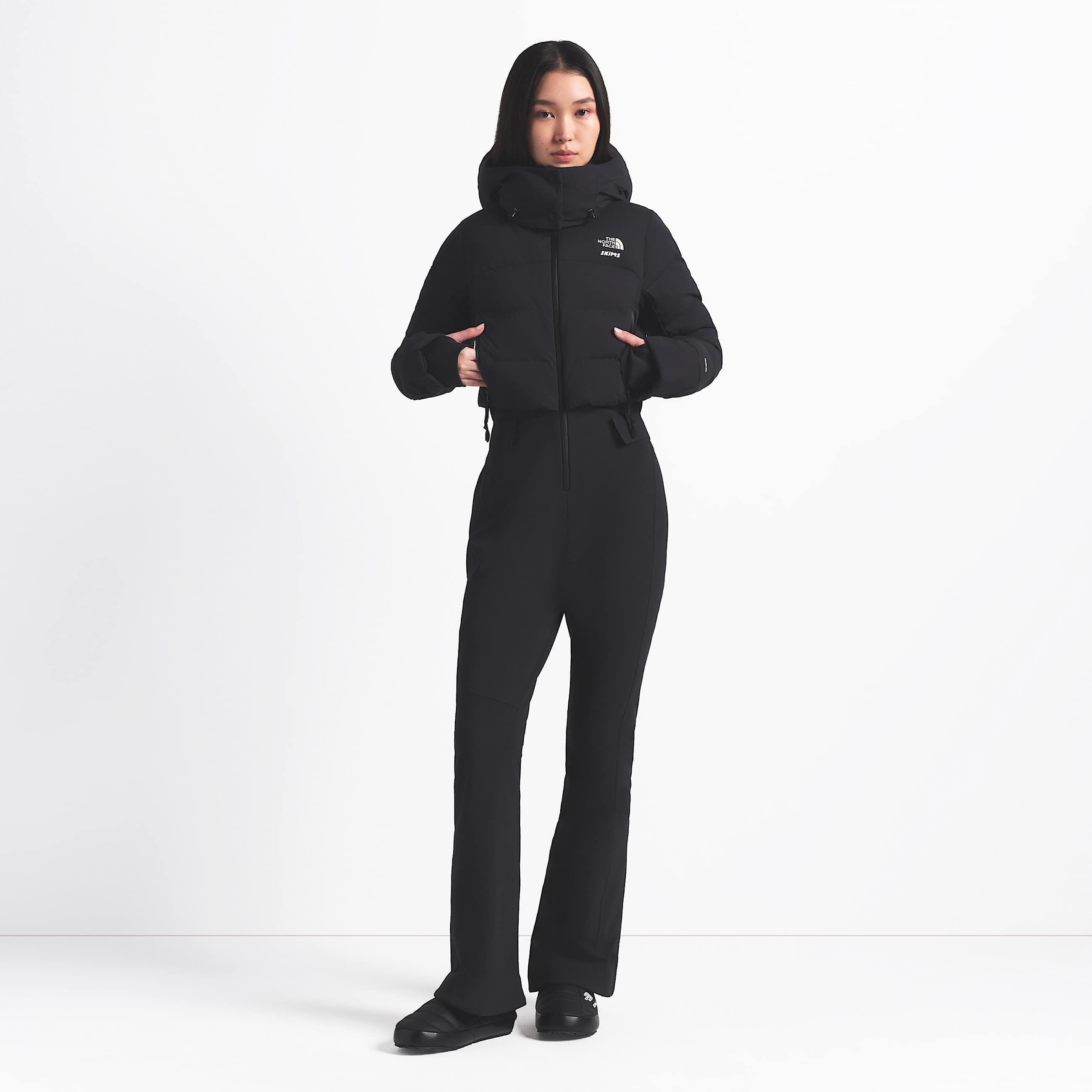 Combinaison Off The Clock pour femme The North Face X SKIMS TNF SK Onyx HERO