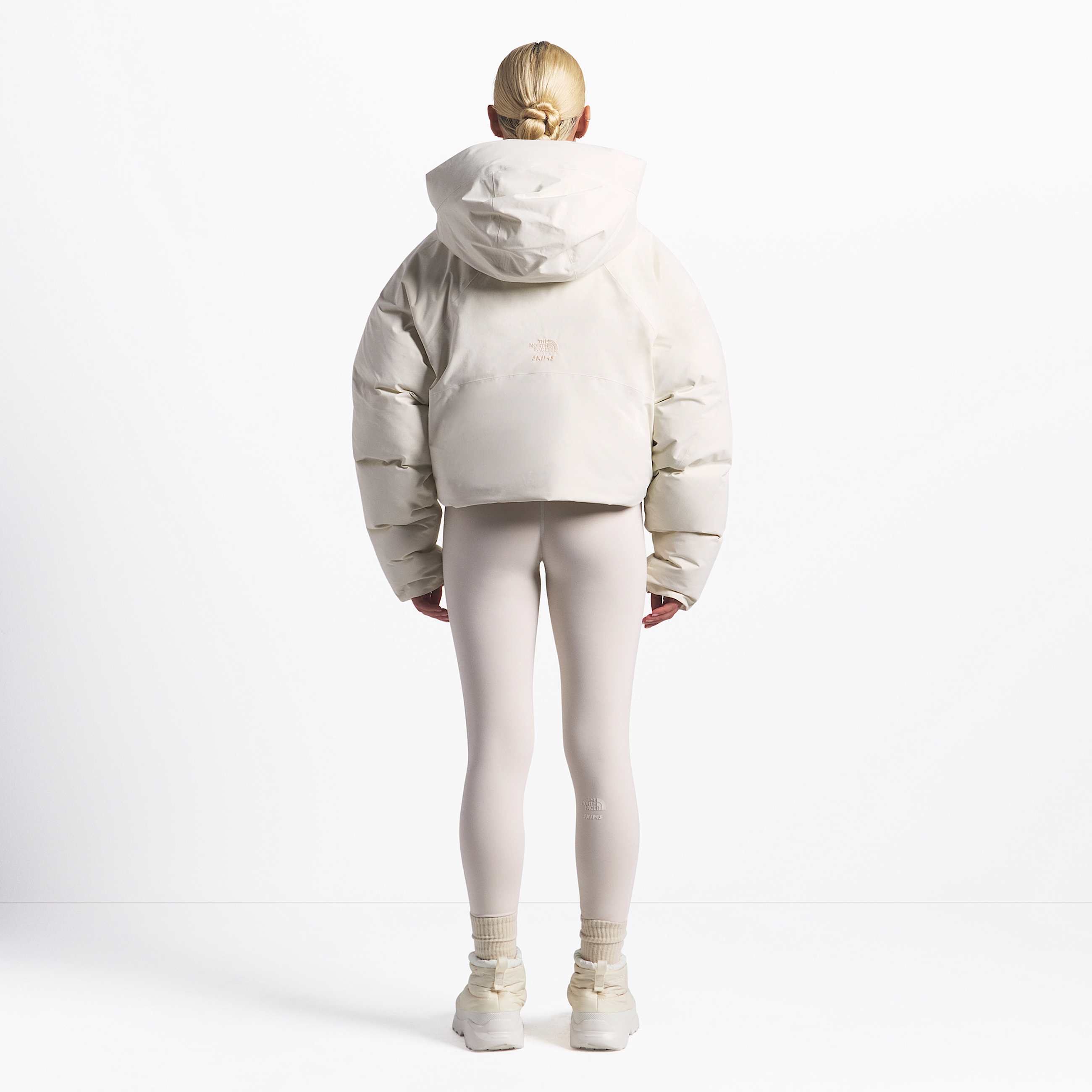 The North Face X SKIMS Insulated Shell Jacket W TNF ALT2