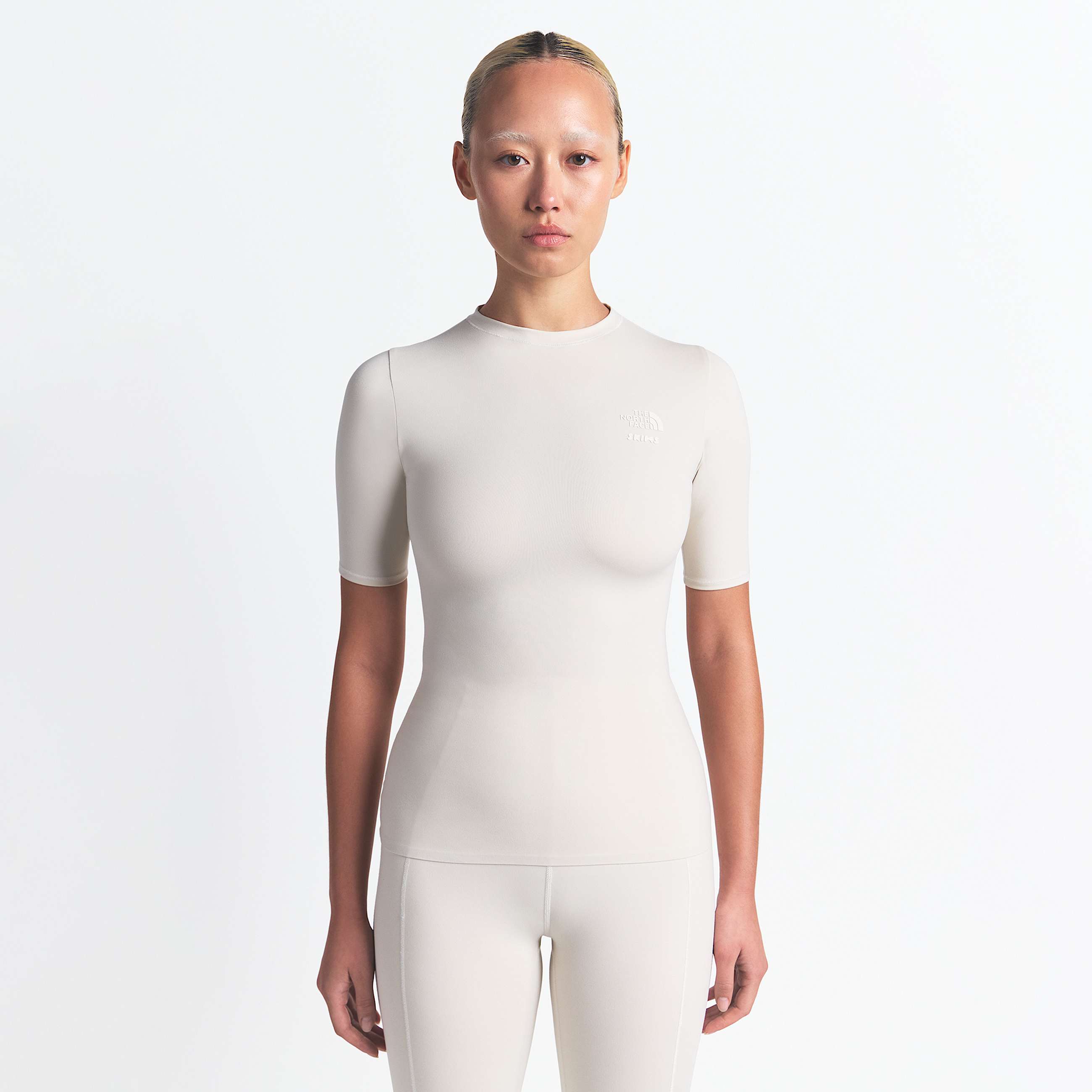 The North Face X SKIMS Refina Top W TNF HERO