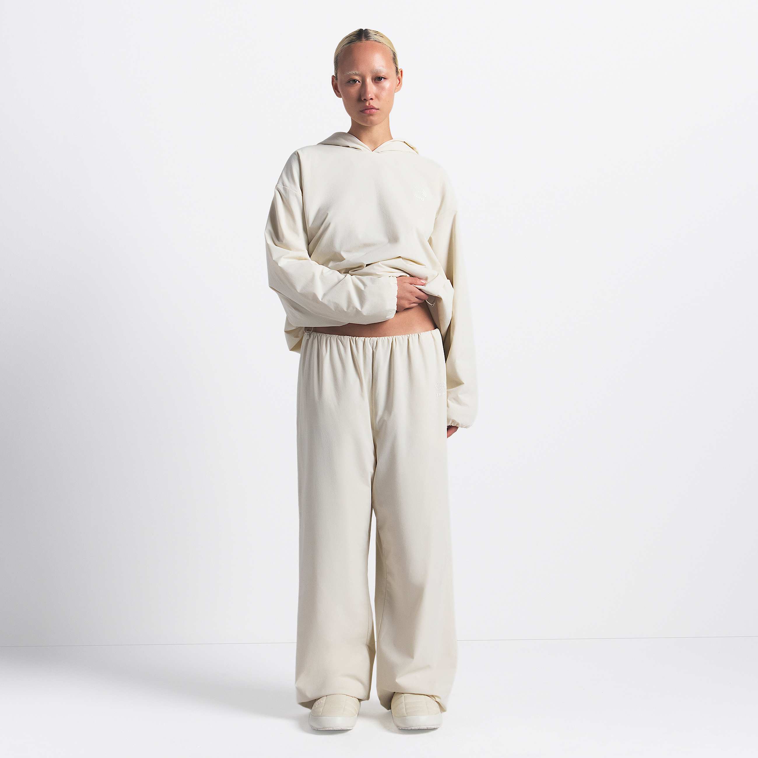 Pantaloni Ventrix The North Face X SKIMS da donna TNF HERO