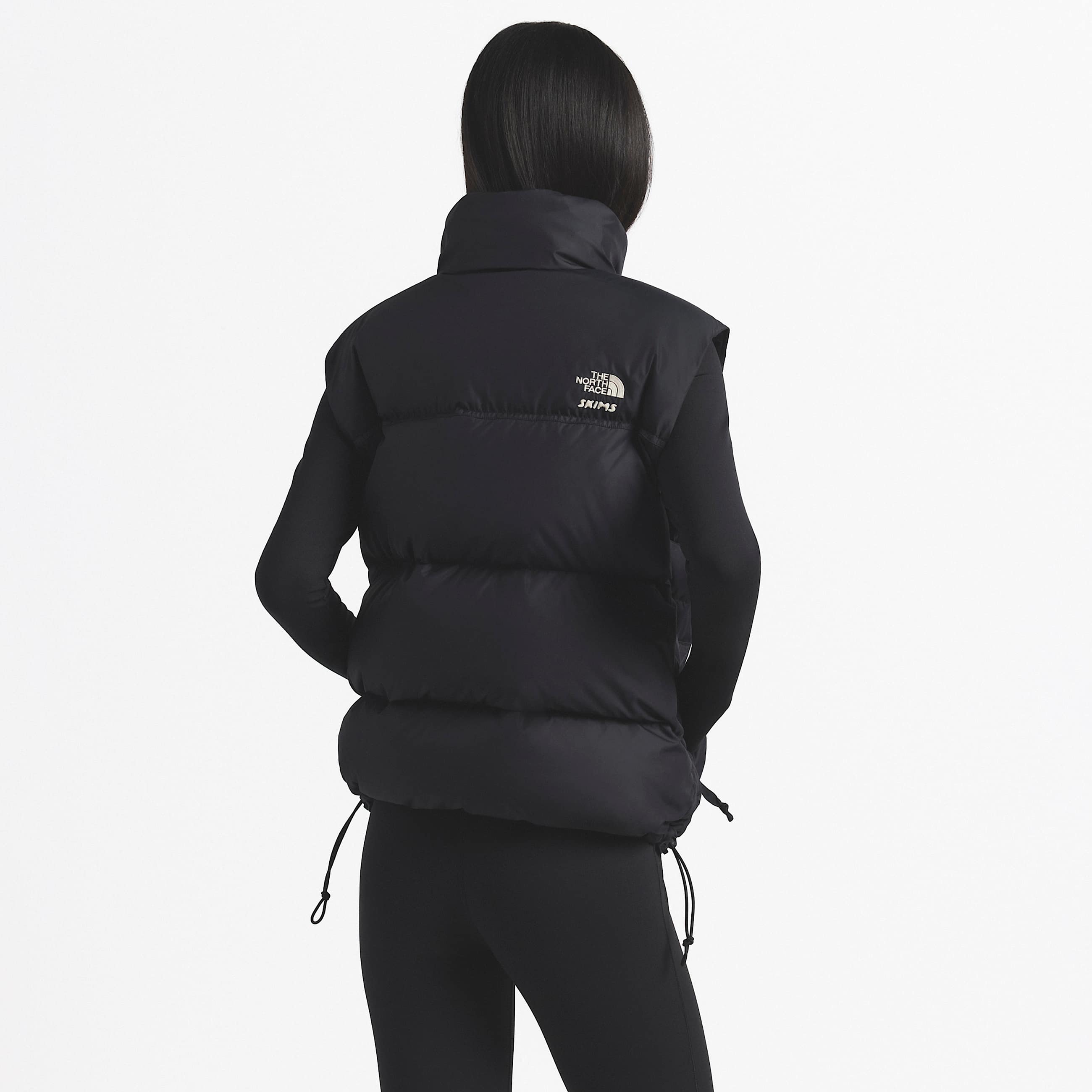 Uniseks The North Face X SKIMS 1996 Nuptsebodywarmer TNF SK Onyx ALT3