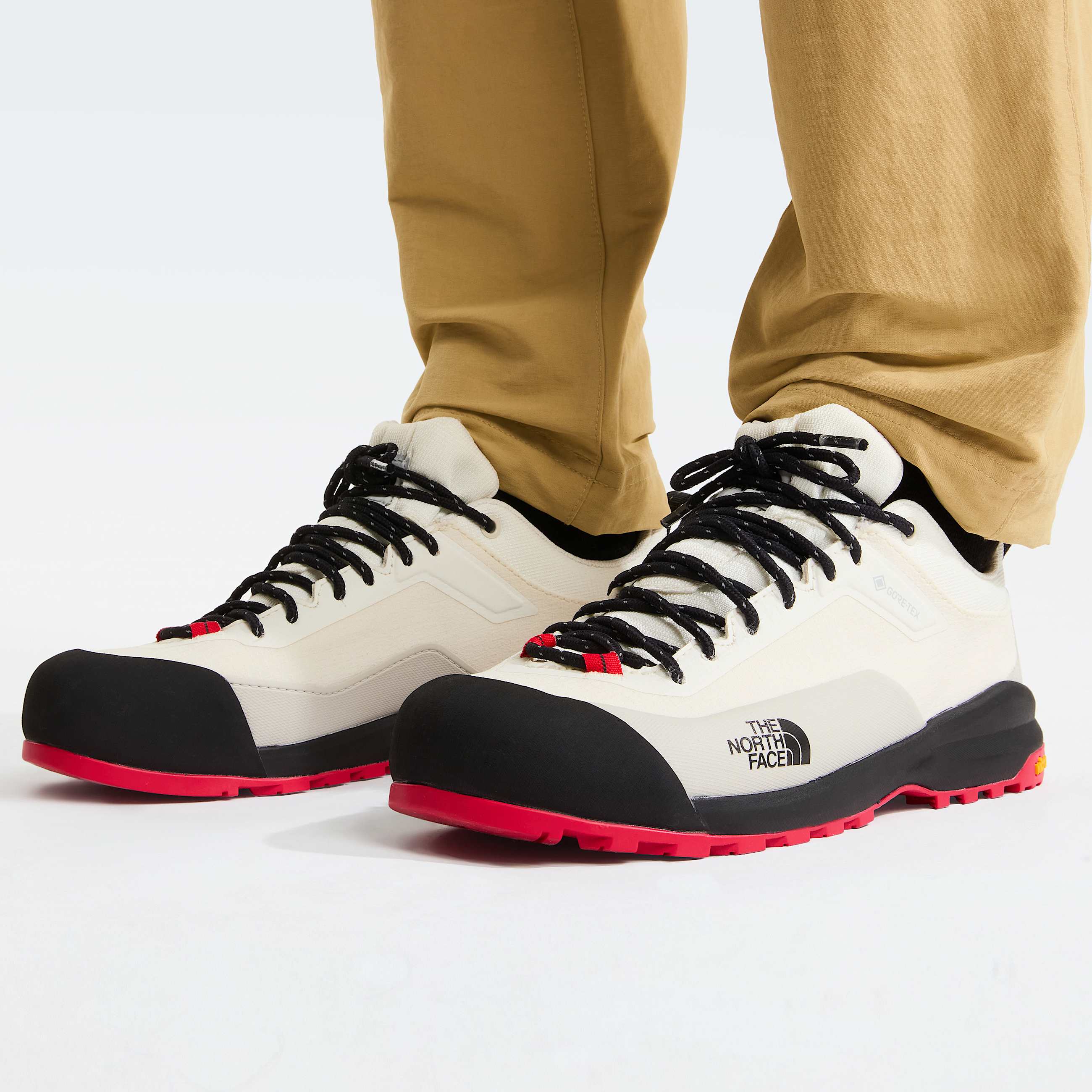 Tnis de aproximao Verto GORETEX TNF ALT4