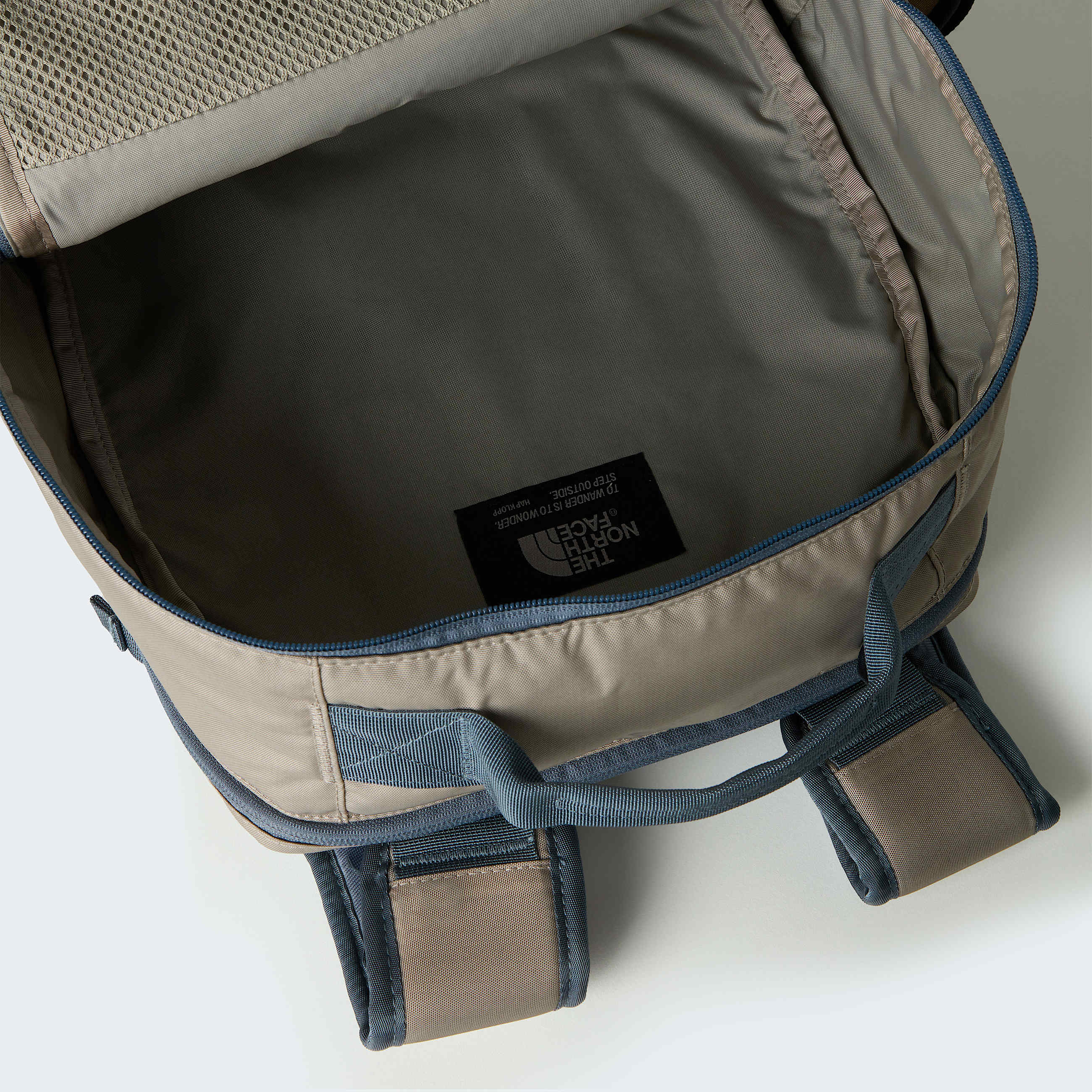 Base Camp Daypack TNF Stone SlabGranite Grey ALT6