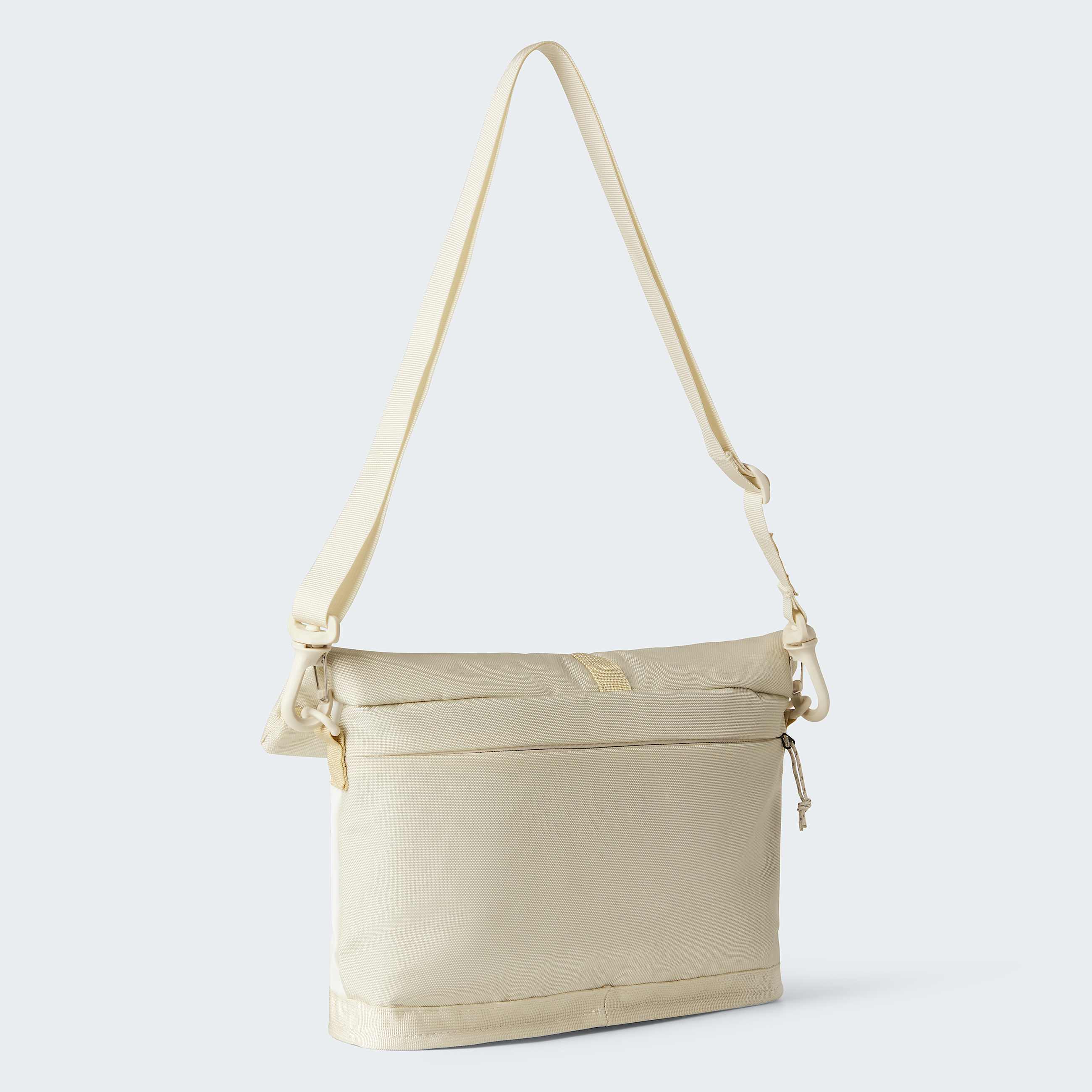 Base Camp Shoulder Bag TNF White AshCalacattaPale Khaki ALT2