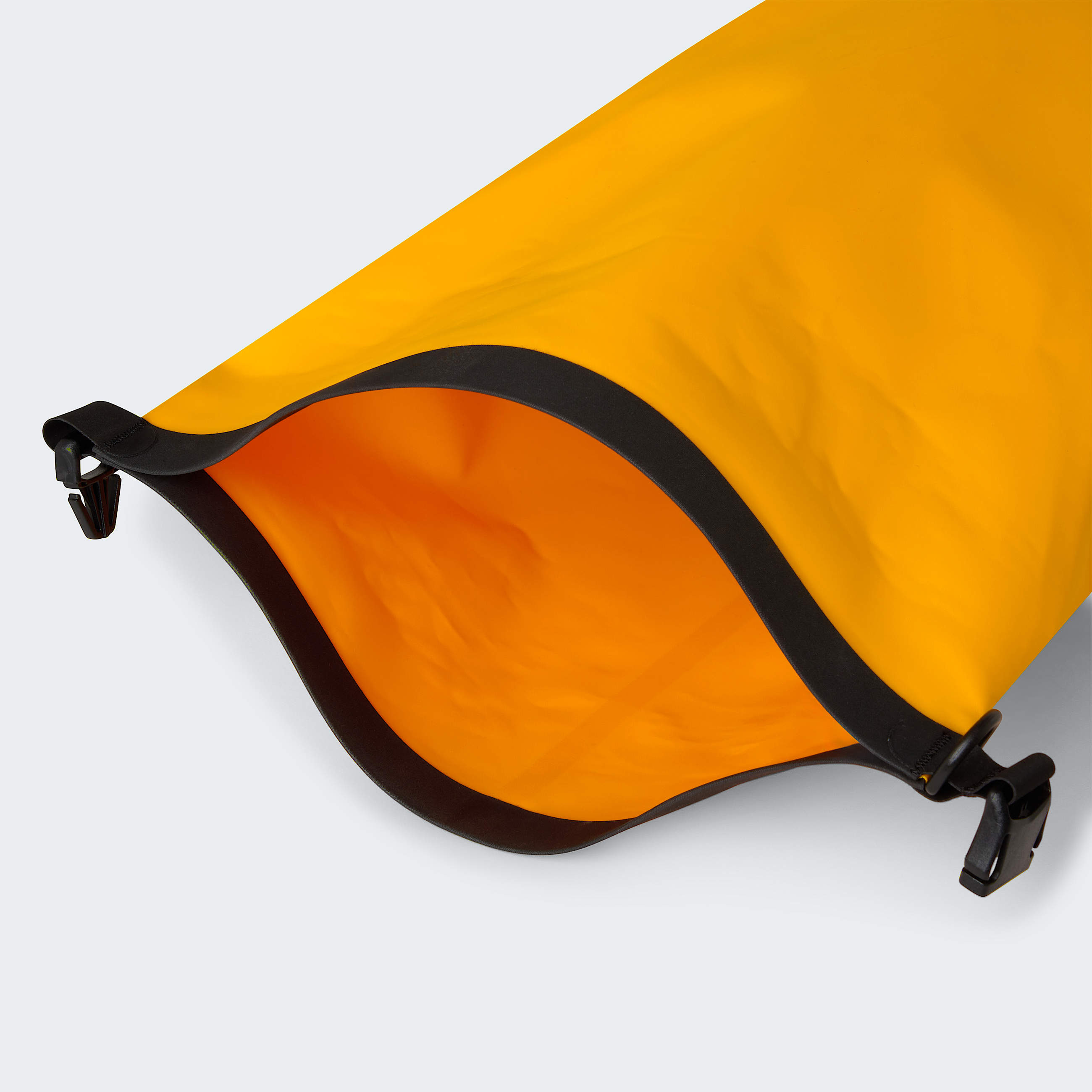 Base Camp Dry Bag  12L TNF Summit GoldTNF Black ALT4