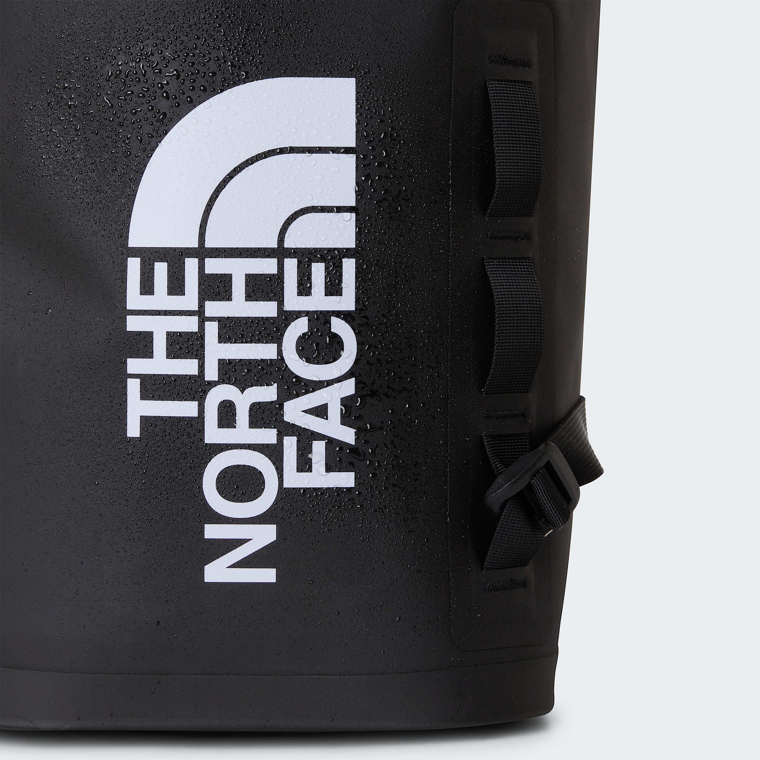 Base Camp Dry Bag  18L TNF ALT3