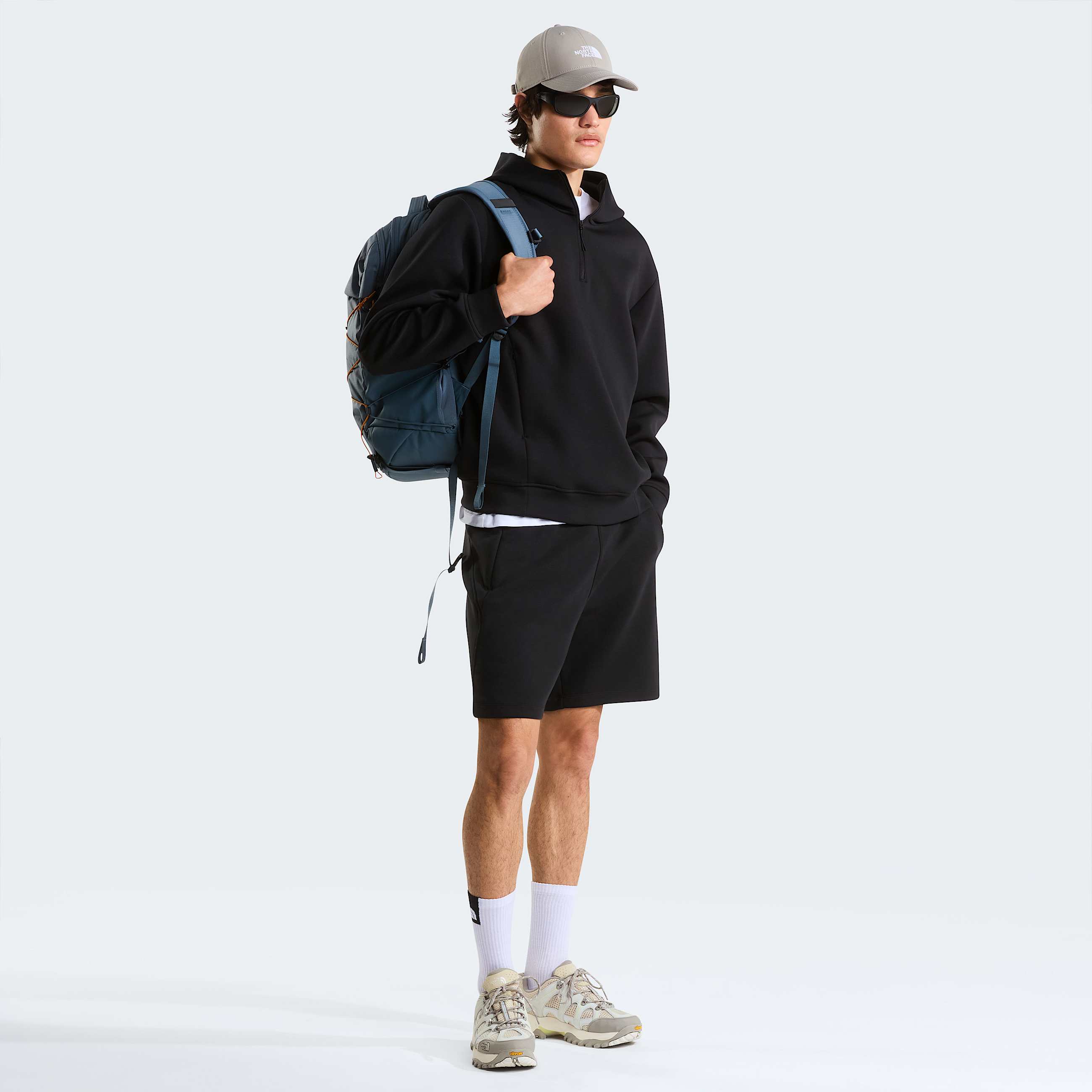 Mens Dynamic Hoodie TNF TNF Black ALT1