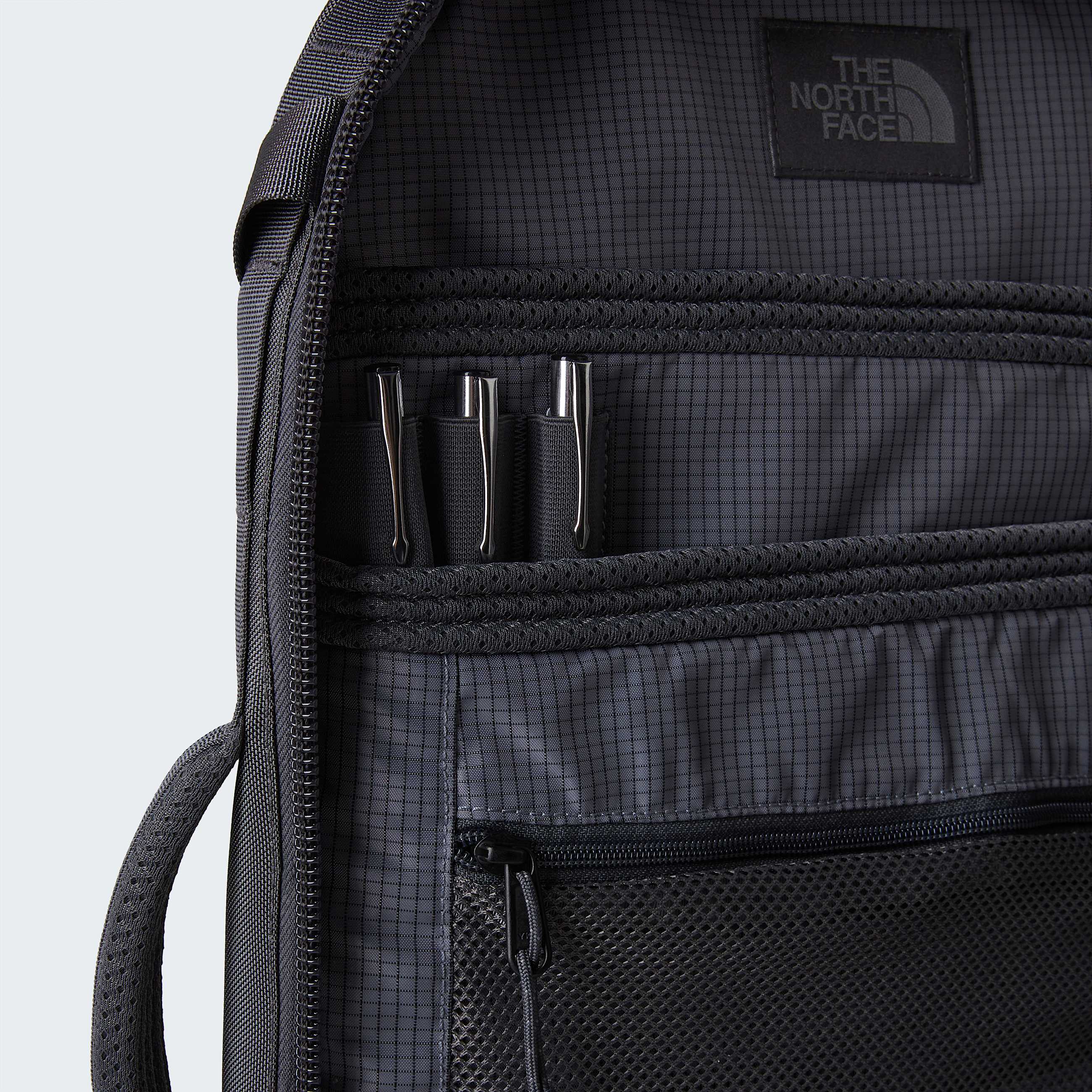 Base Camp Voyager Pro Travel Backpack TNF Anthracite GreyTNF Black ALT8