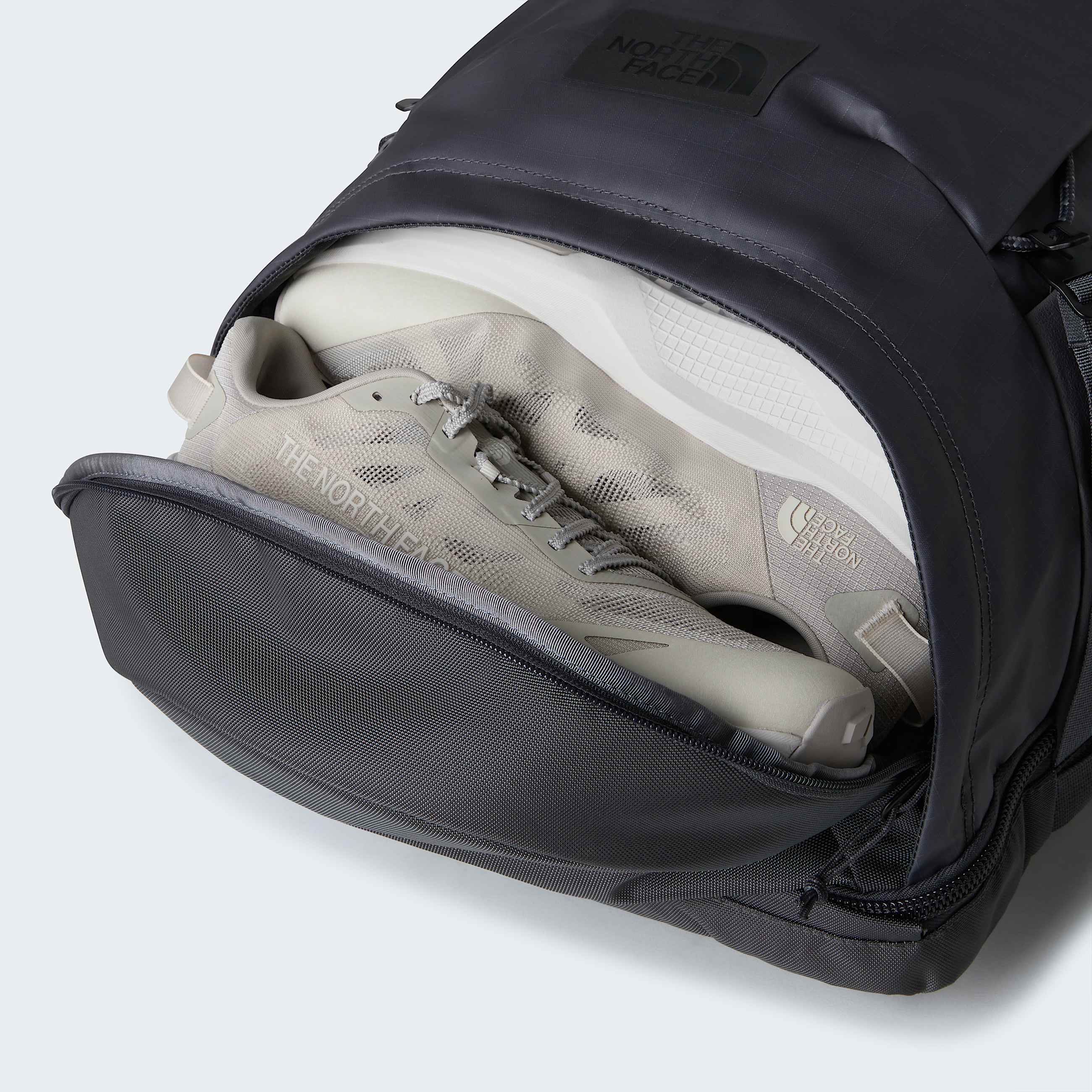 Base Camp Voyager Pro Travel Backpack TNF Anthracite GreyTNF Black ALT9