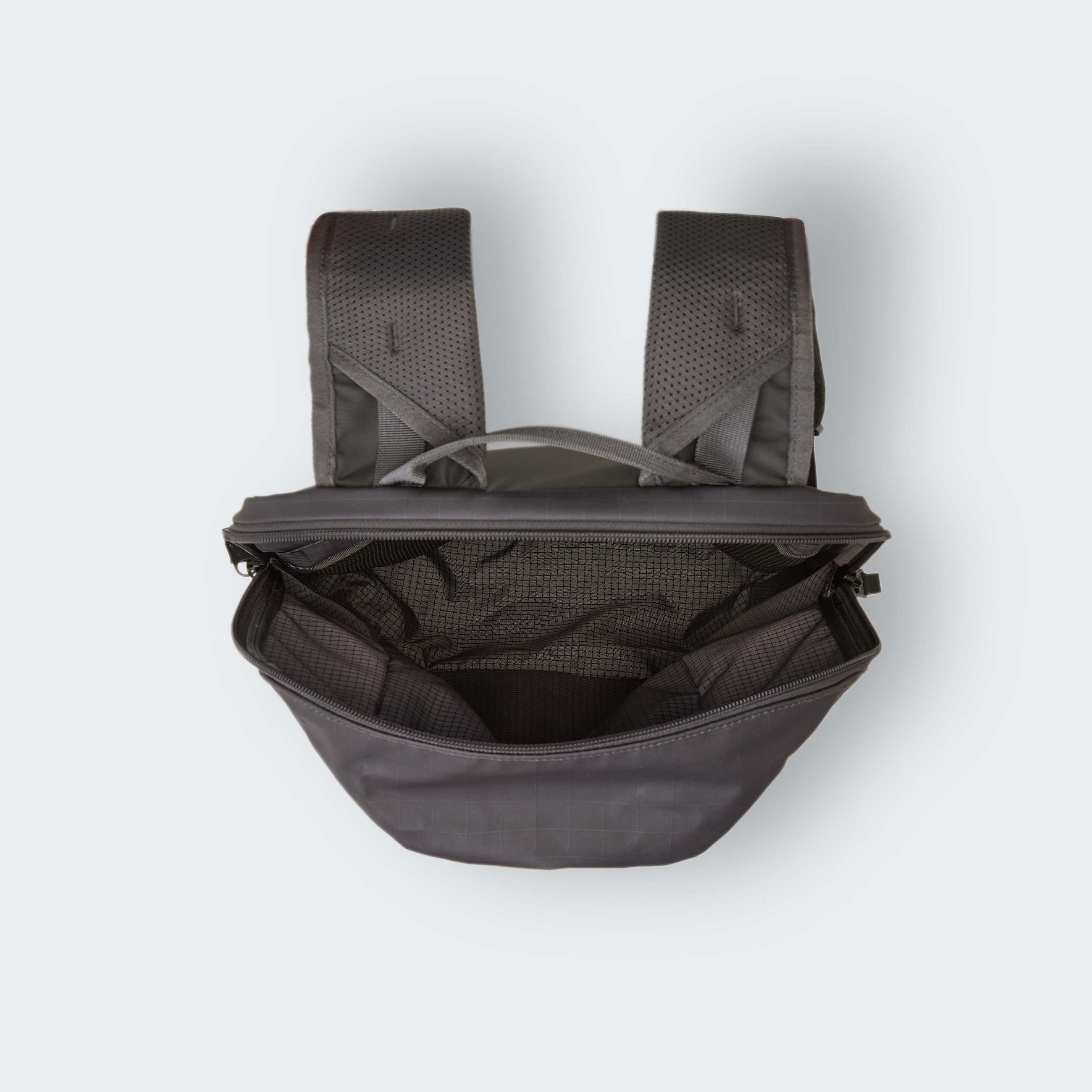 Sac  dos lger Base Camp Voyager Pro TNF Anthracite GreyTNF Black ALT4
