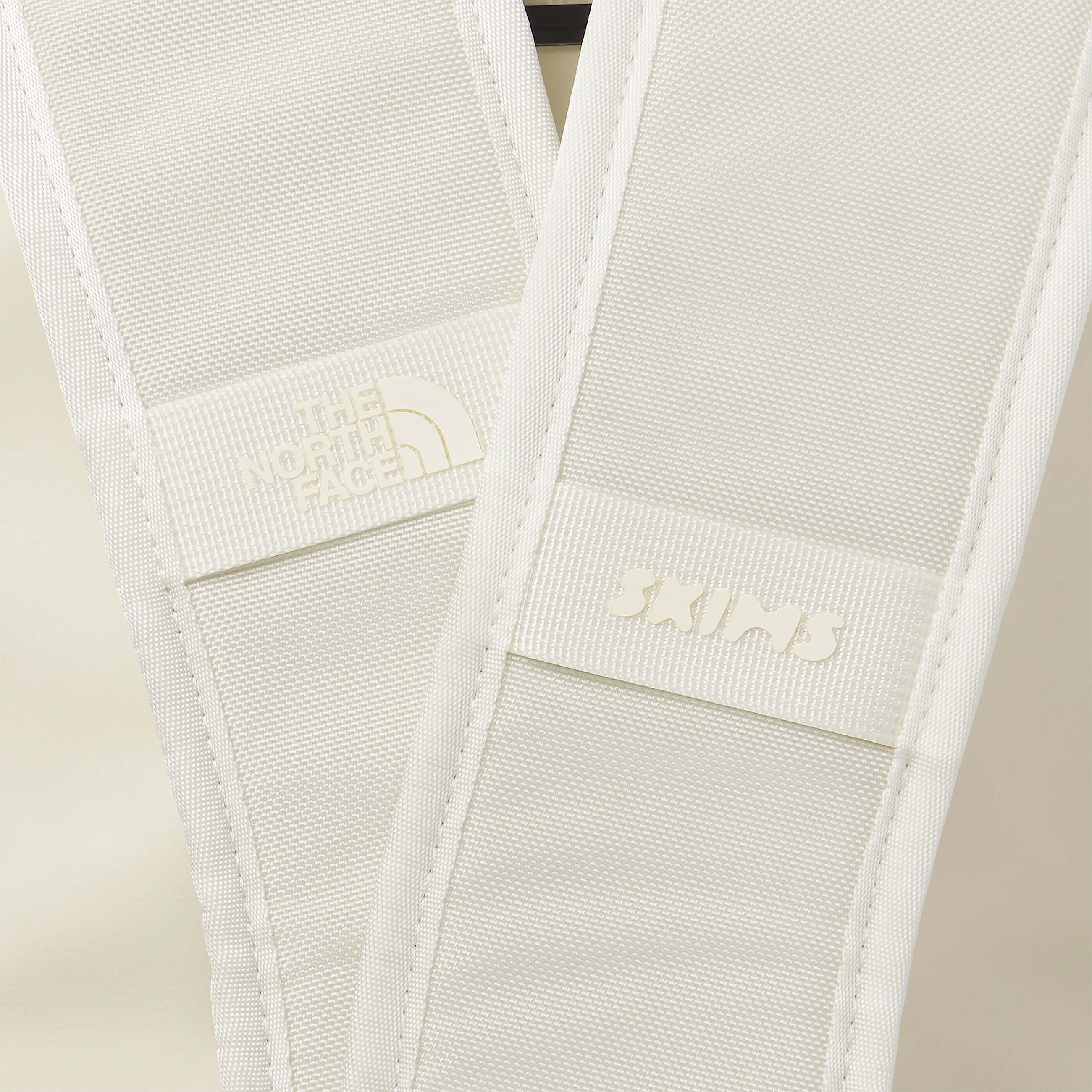 The North Face X SKIMS Base Camp Duffel  L TNF ALT23