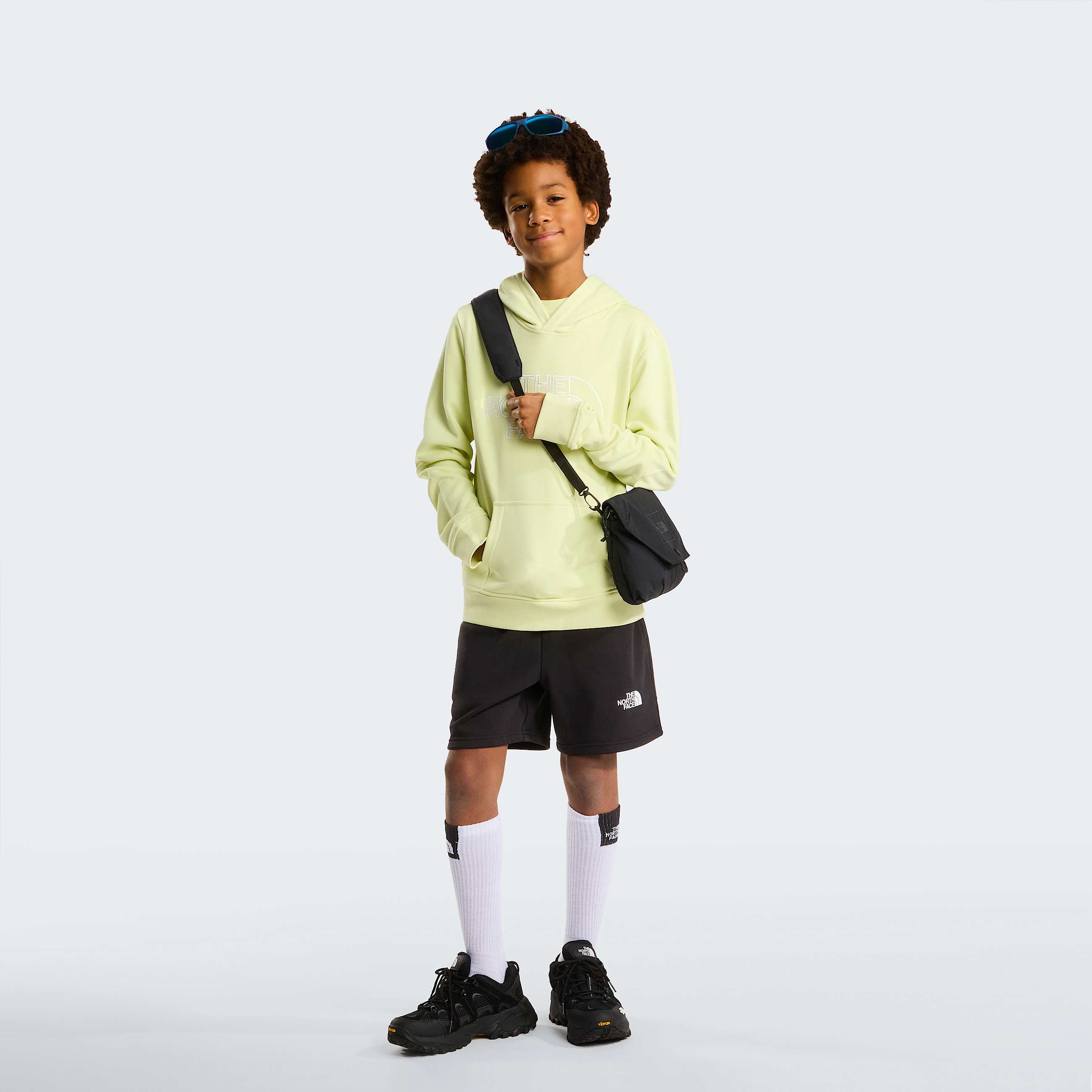 Teens Simple Dome Light Regular Shorts TNF TNF Black ALT1