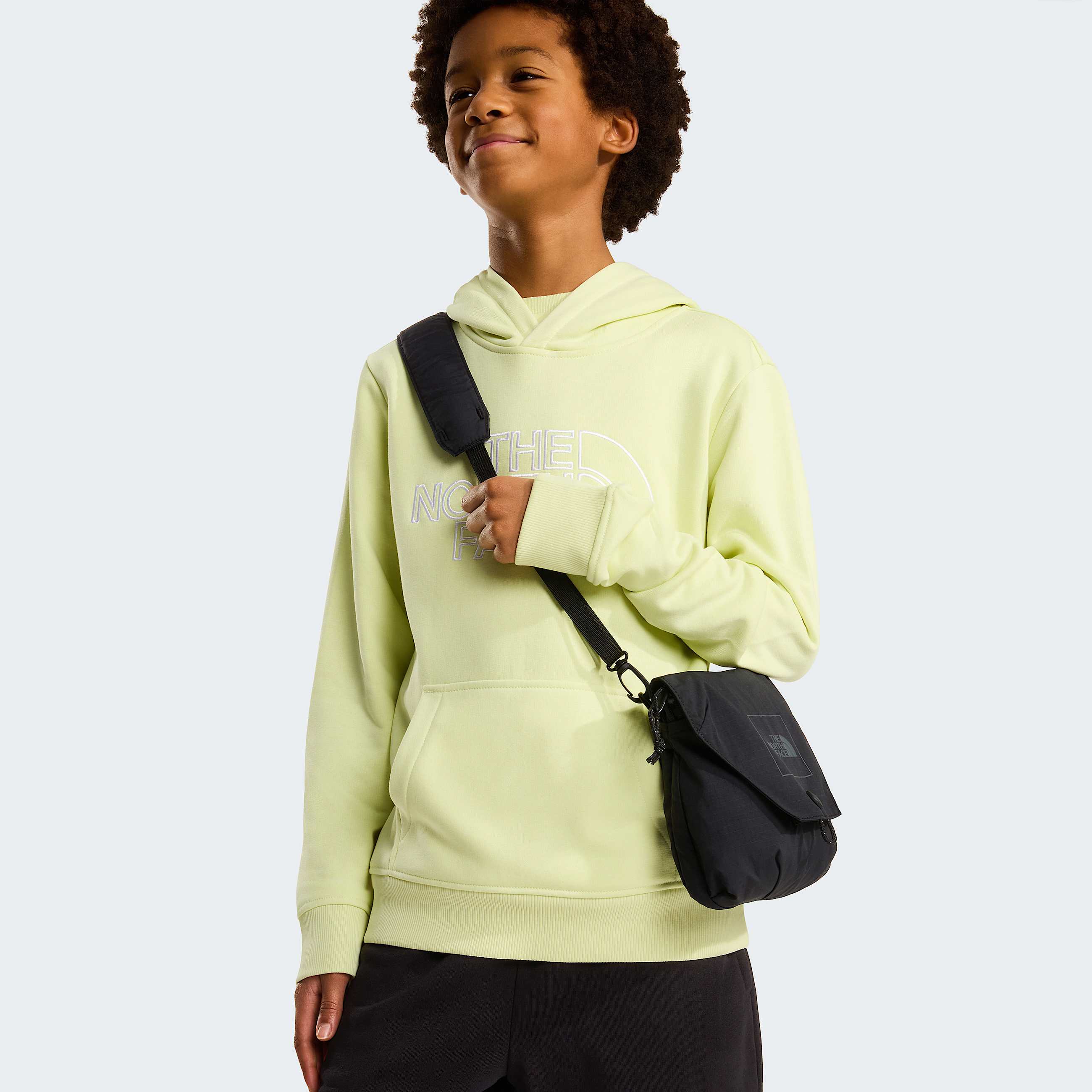 Teens Simple Dome Light Regular Shorts TNF TNF Black ALT5