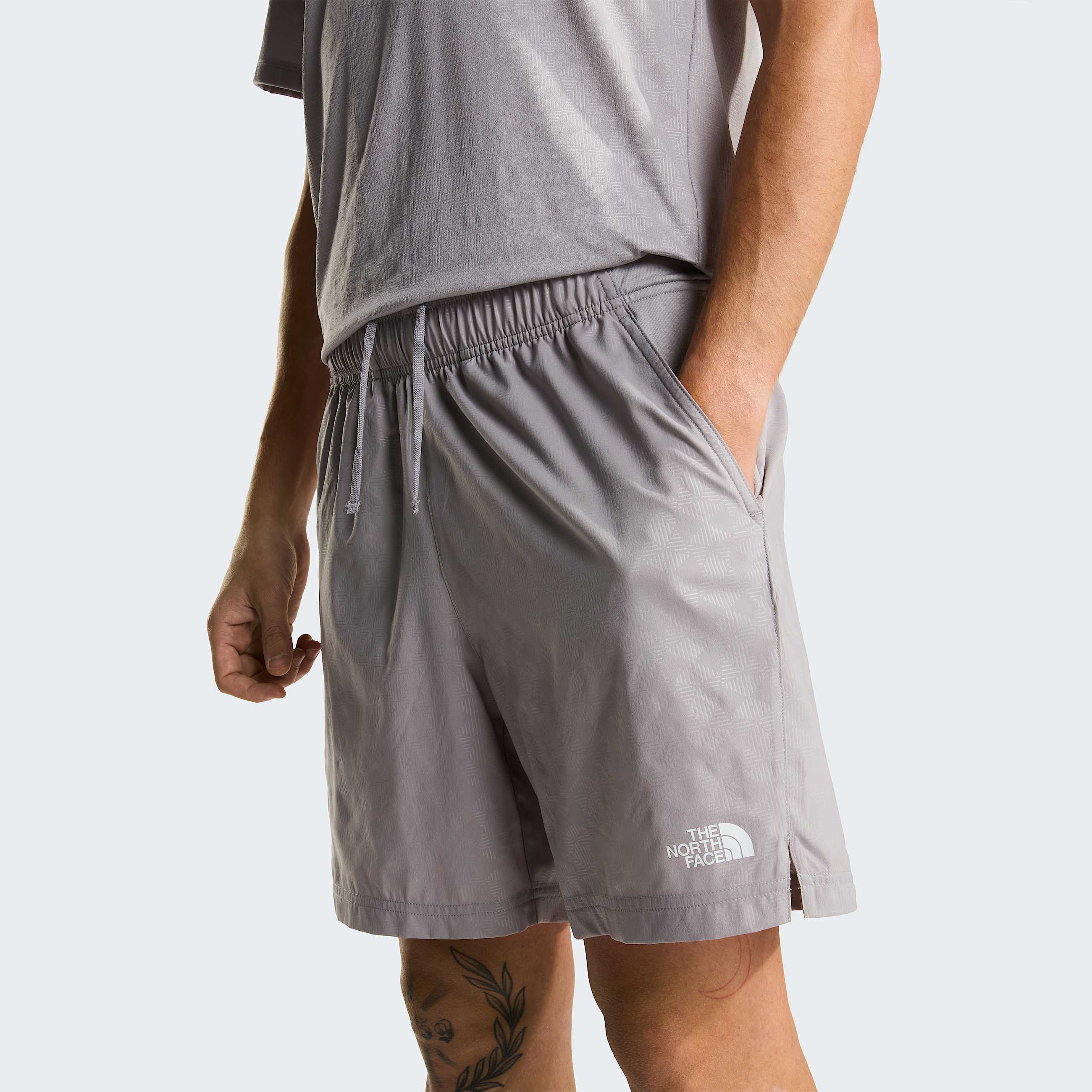 247 Pentadome Embossed 7 Shorts M TNF ALT4