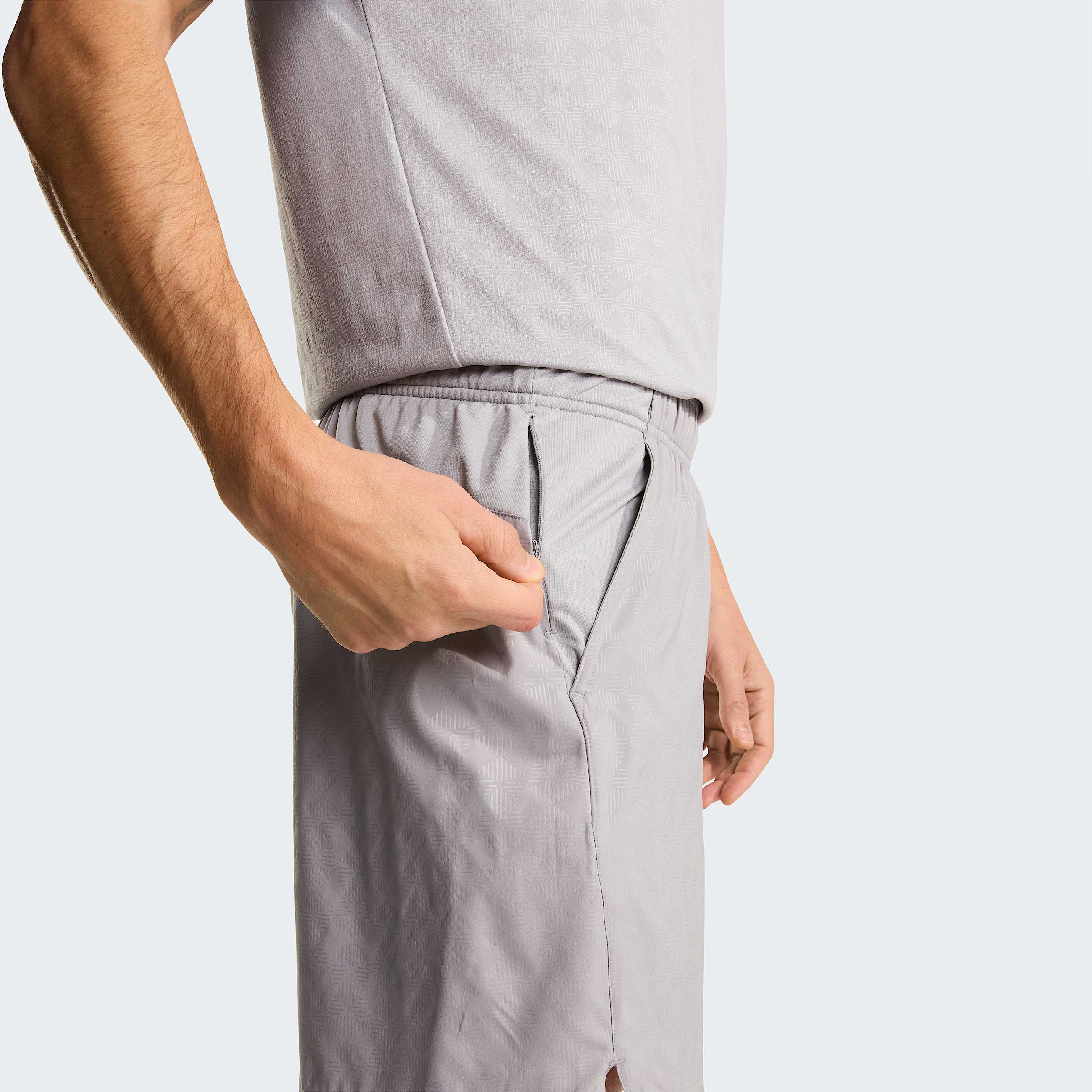 247 Pentadome Embossed 7 Shorts M TNF ALT5