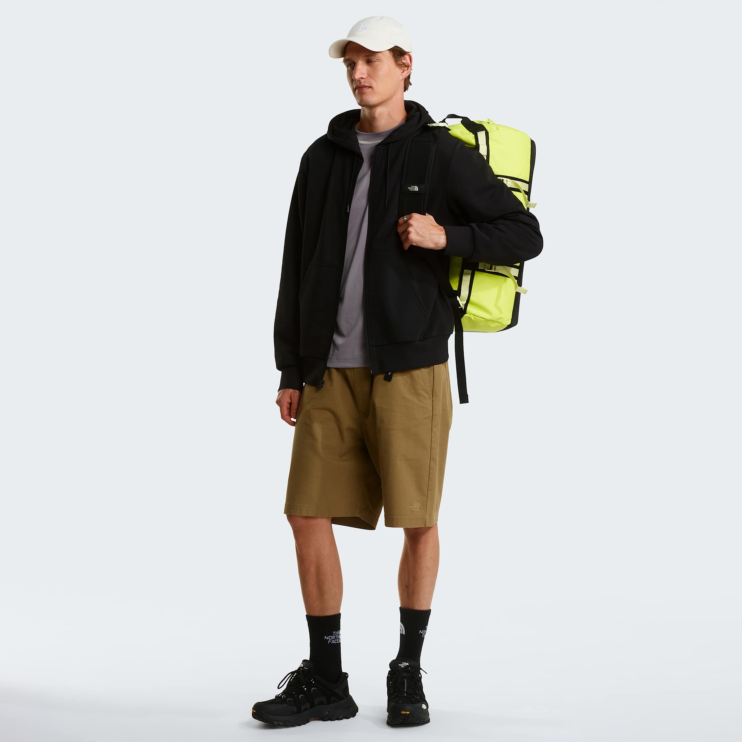 Mens Simple Dome Light Regular Hoodie TNF TNF Black ALT1