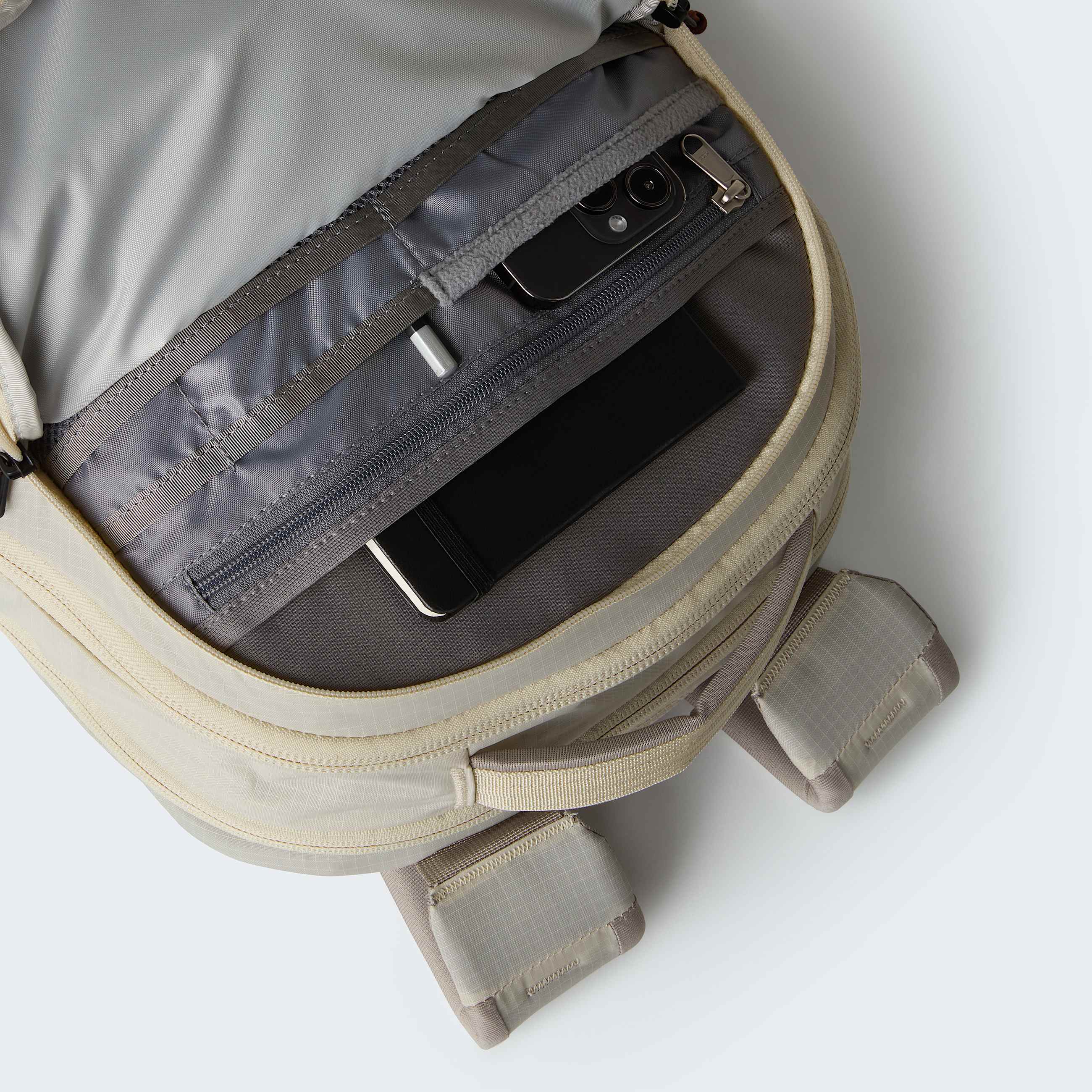 Borealisrugzak TNF Desert StoneStone SlabEmber Soil ALT5